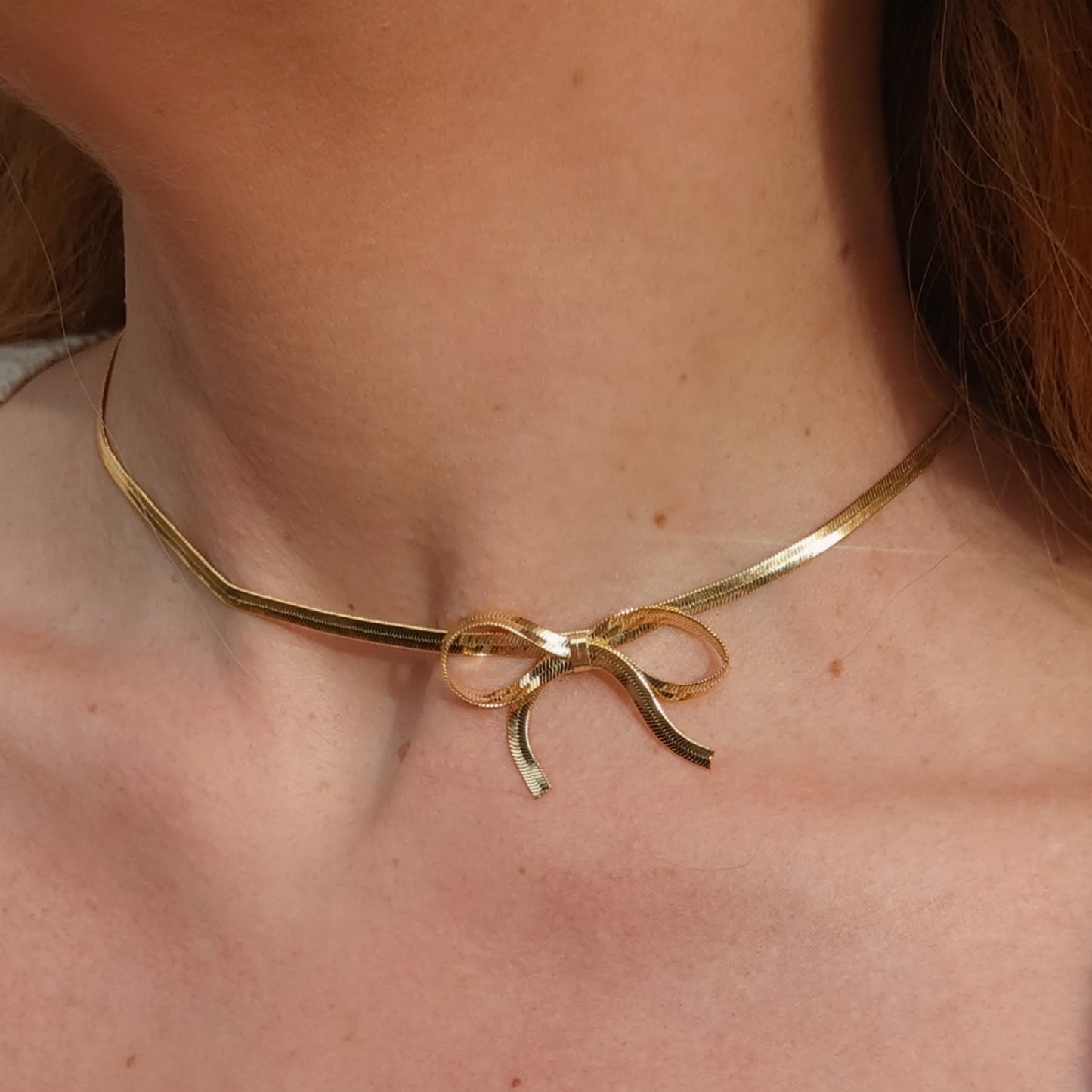 ELEONOR BOW ~ Collana choker Snake con fiocco in ACCIAIO INOSSIDABILE