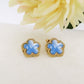 LILY studs ~ Paio orecchini lobo in ACCIAIO INOSSIDABILE con fiore in madreperla