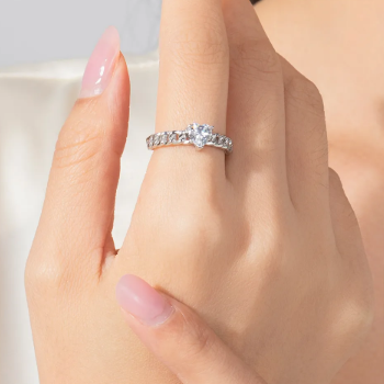 CHARLOTTE ~ ANELLO in ARGENTO 925 con cubic zirconia a cuore regolabile