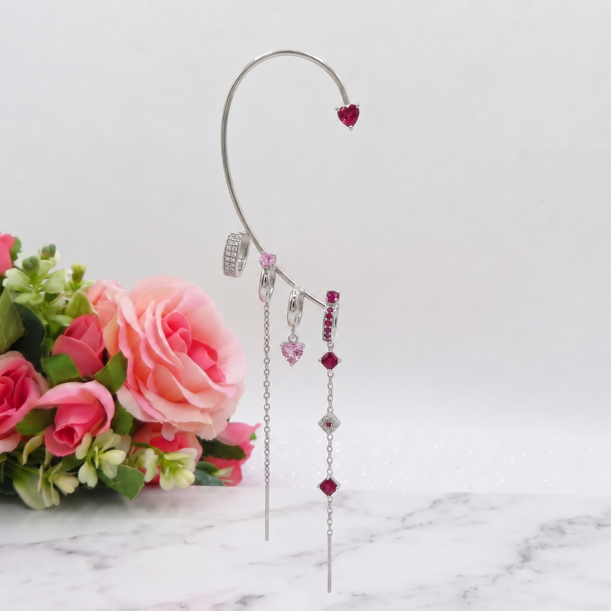 FAIRY EARCUFF ~ ACCIAIO Inossidabile orecchino integrale SENZA FORI con cuori e cubic zirconia