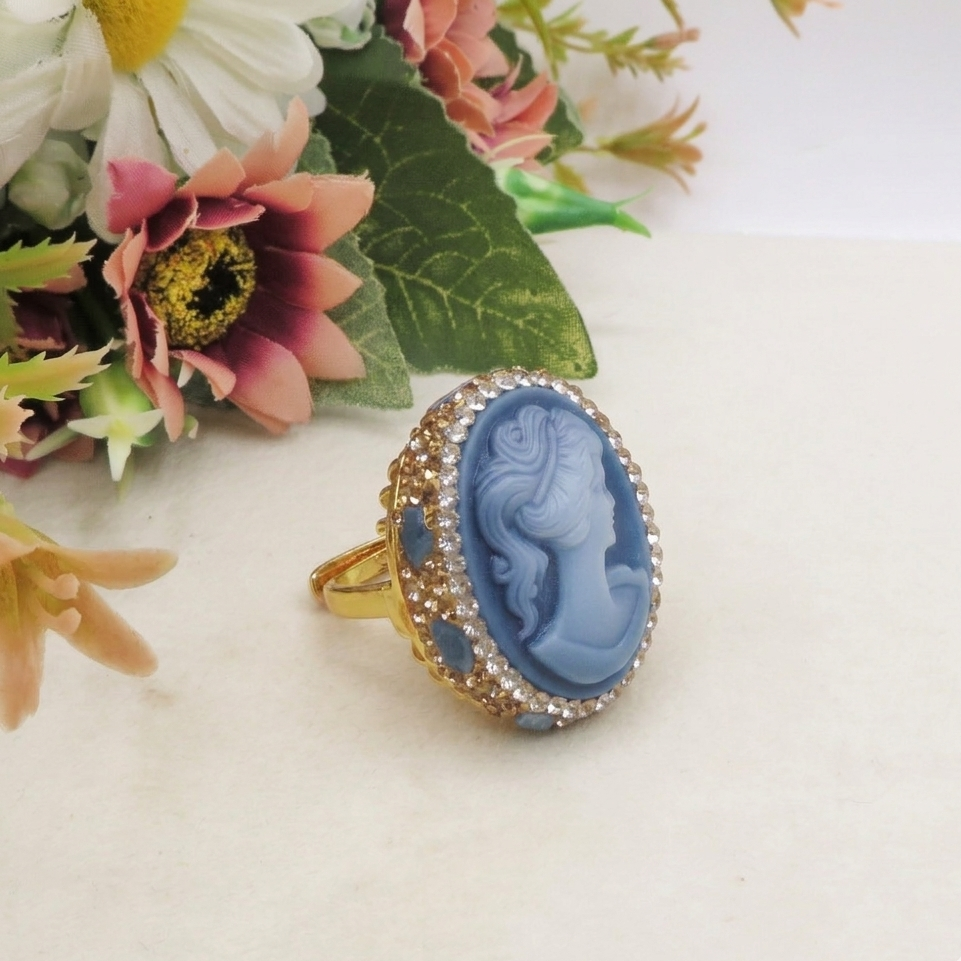 VERSAILLES - Anello con cammeo, pietre naturali e Cubic Zirconia