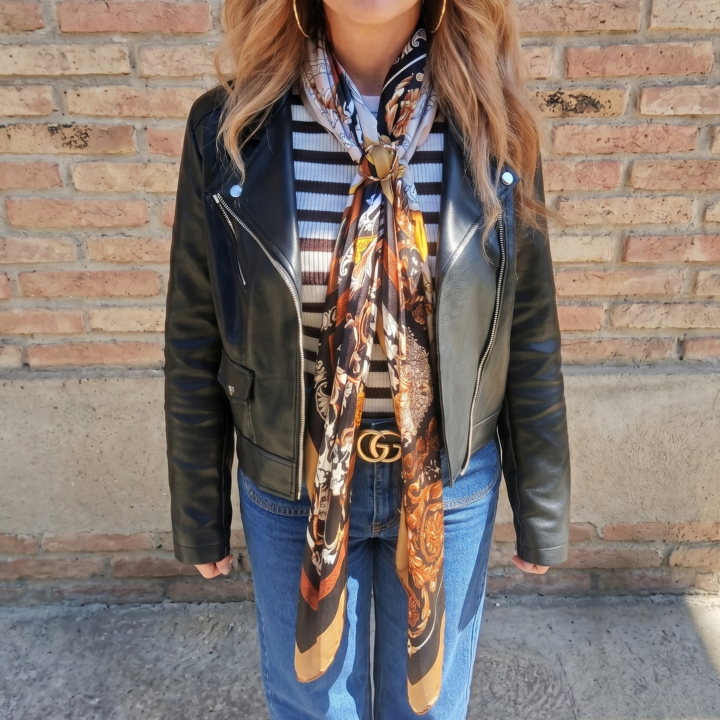 ICONIC SQUARE ~ Foulard 120x120