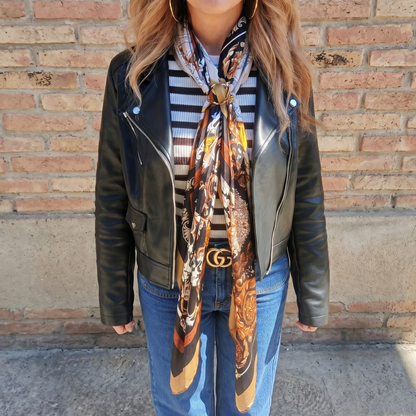 ICONIC SQUARE ~ Foulard 120x120