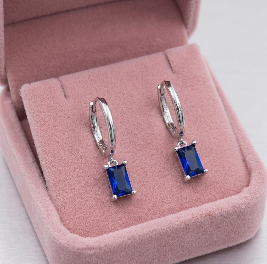 NATALIE HOOP ~MONO Orecchino ARGENTO 925 cerchietto con pendente cubic zirconia taglio baguette