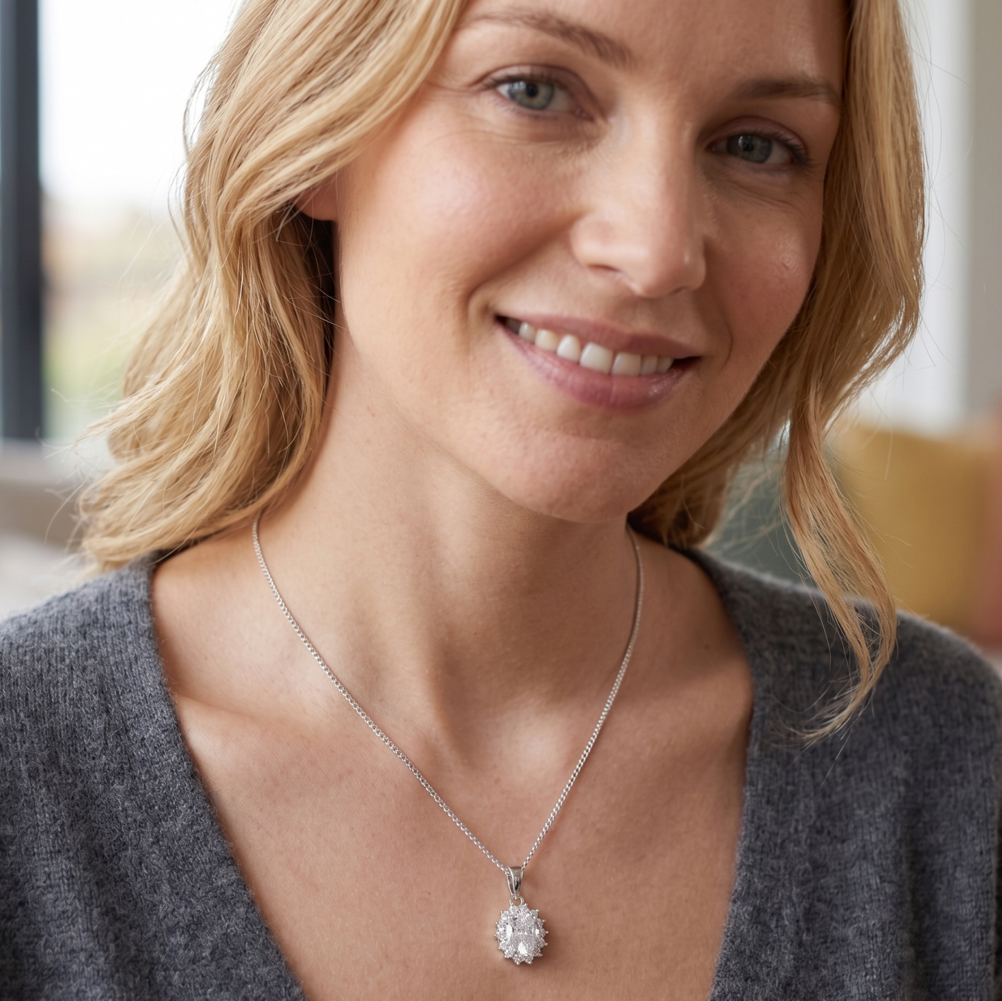 KATE - Collana con pendente cubic zirconia
