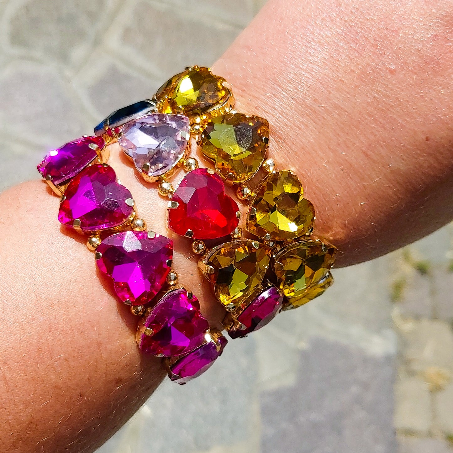 LUCE HEARTS- -Bracciale elasticizzato con pietre a cuore sfaccettate