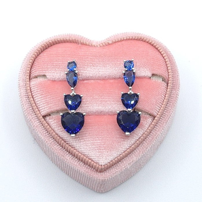 CHERIE - tiny - Orecchini pendenti in cubic zirconia a forma di cuore