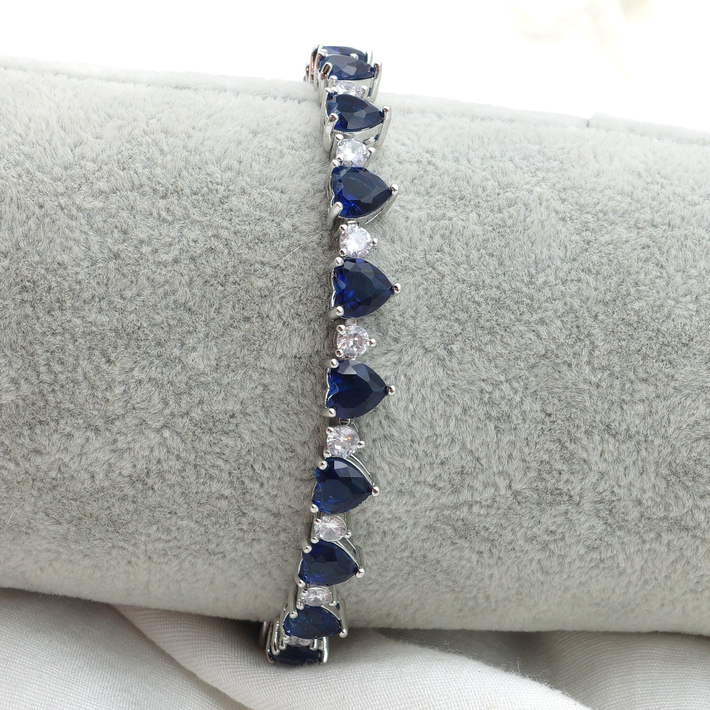 CHERIE - bracciale tennis con cubic zirconia a forma di cuori alternati