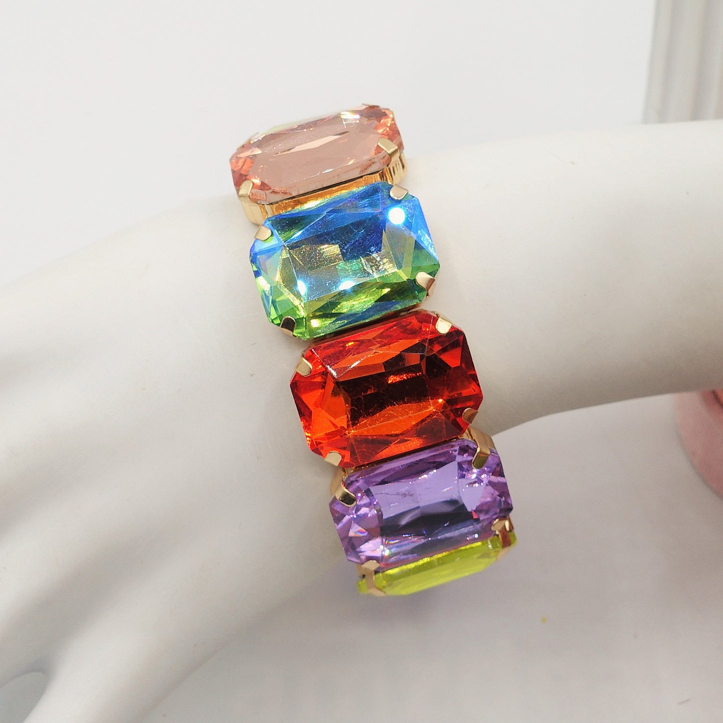 MARGOT LUXE - Bracciale elasticizzato con pietre sfaccettate -luce colection