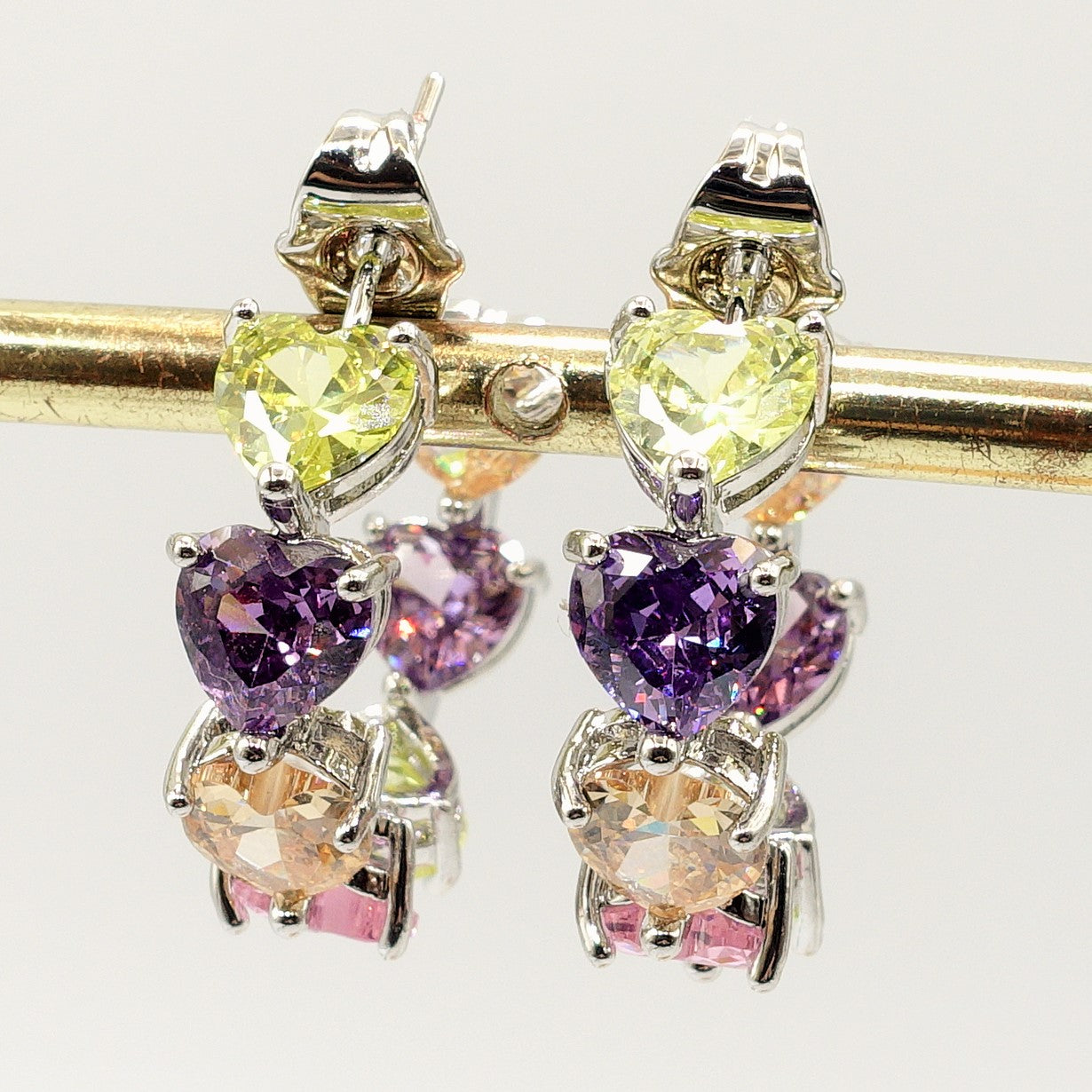 CAMILLE - CHERIE COLLECTION - Orecchini a cerchio con cubic zirconia a forma di cuore