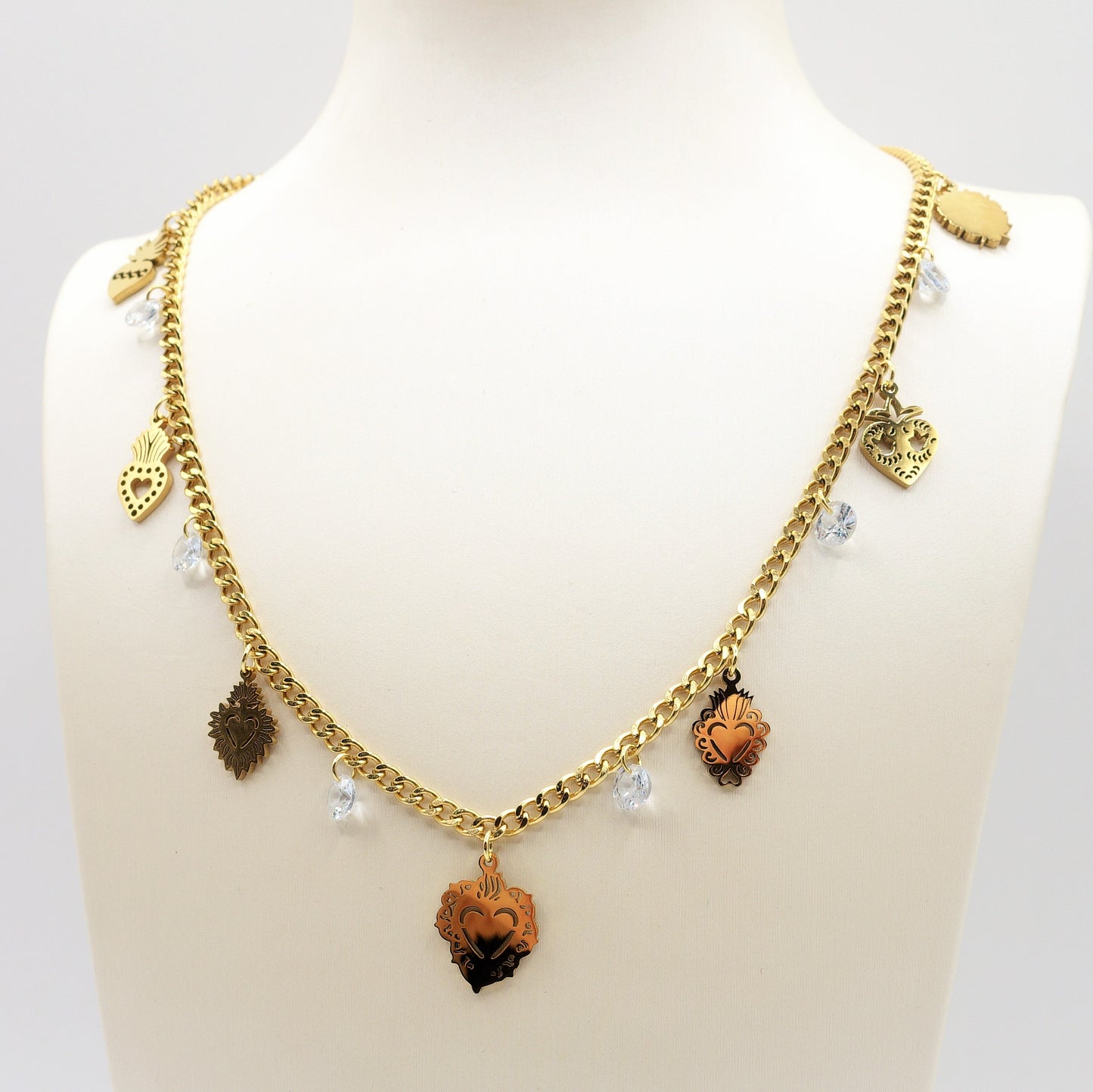 SACRED ~ Collana ACCIAIO INOSSIDABILE con cuori sacri