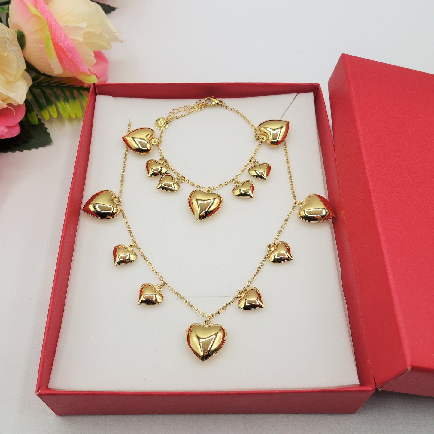AURELIE ~ Bracciale ACCIAIO INOSSIDABILE con cuori bombe'