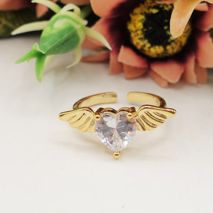 ANGEL ~ Anello regolabile con cuore alato e cubic zirconia a forma di cuore