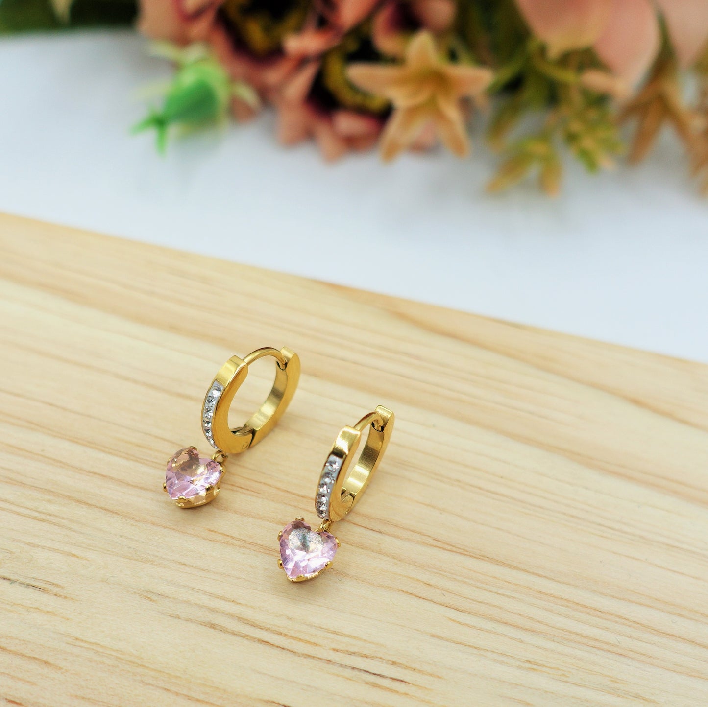ASTRID - ACCIAIO INOSSIDABILE ~ Orecchini cerchio e pendente cuore in cubic zirconia