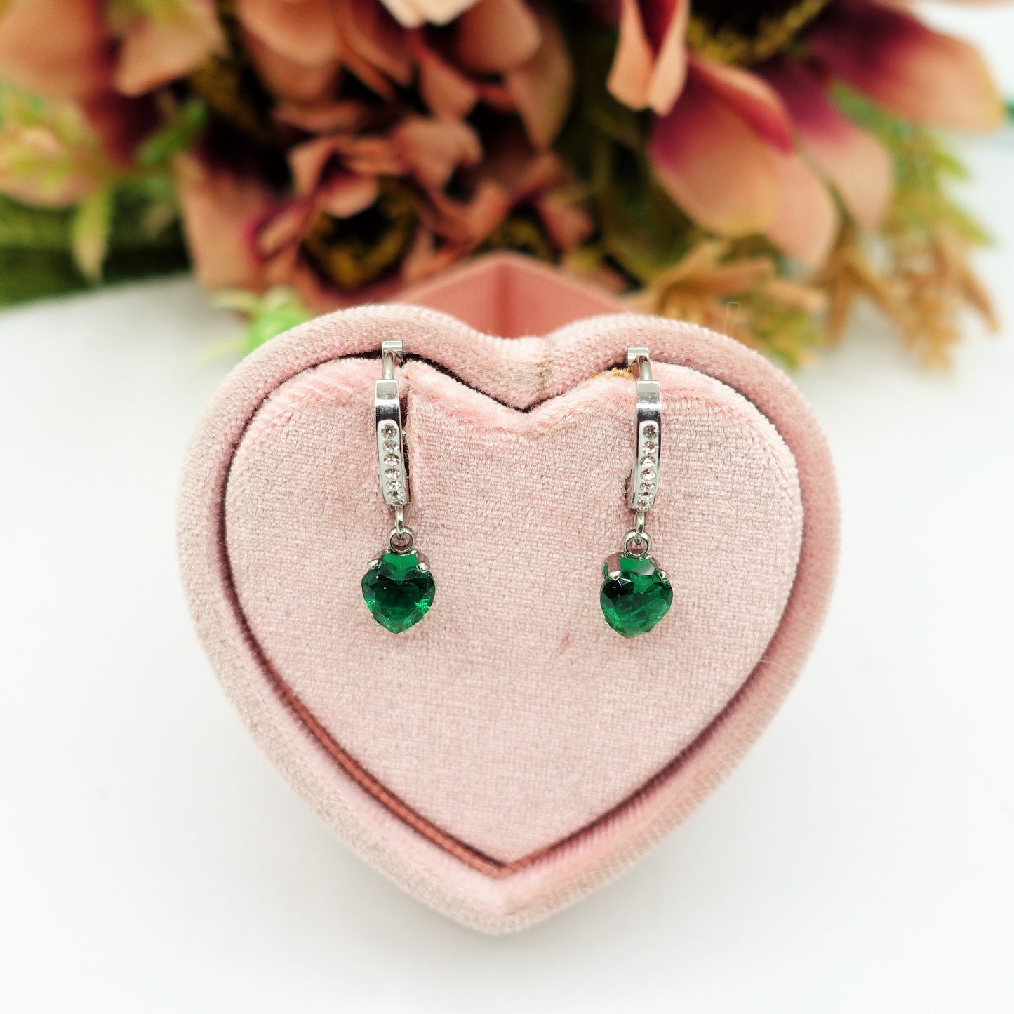 ASTRID - ACCIAIO INOSSIDABILE ~ Orecchini cerchio e pendente cuore in cubic zirconia