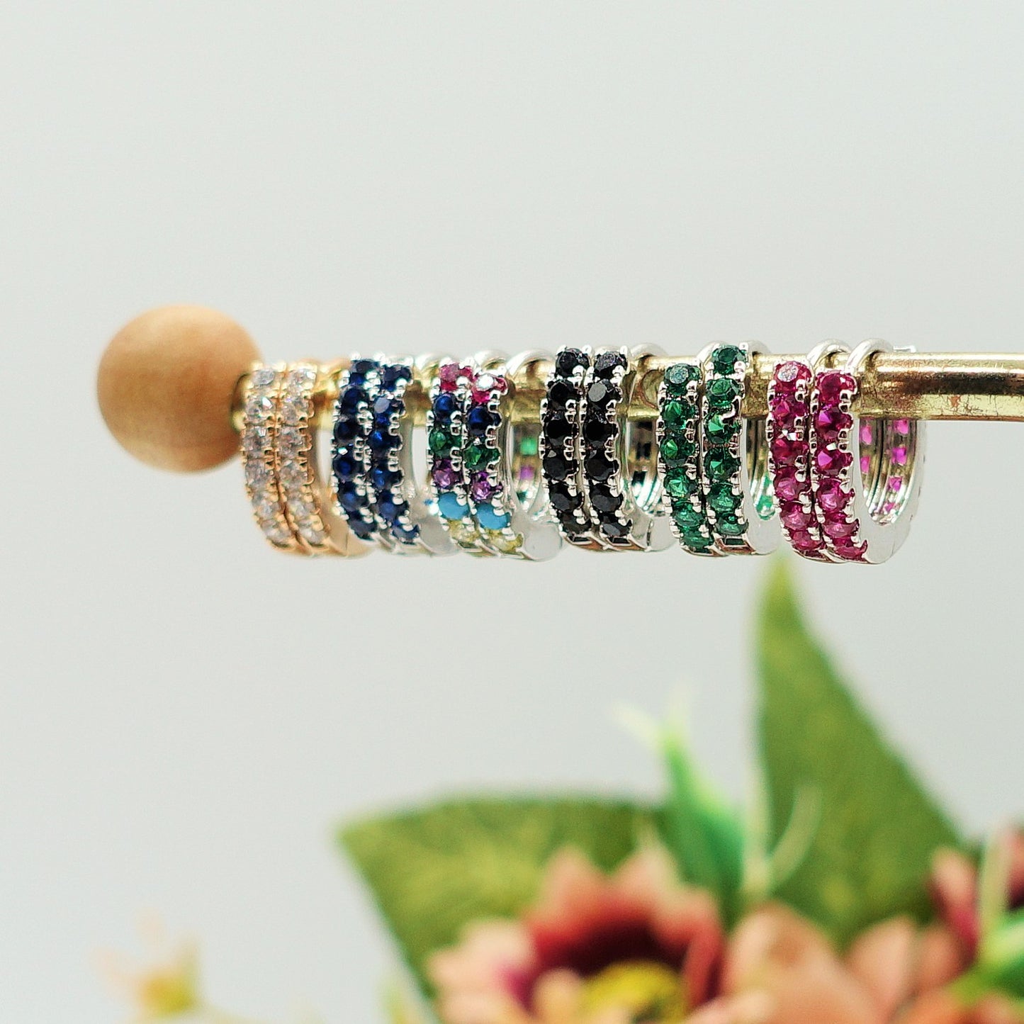 ANASTASIA - Orecchini mini cerchi zirconati RAINBOW