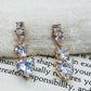 CHERIE - tiny - Orecchini pendenti in cubic zirconia a forma di cuore