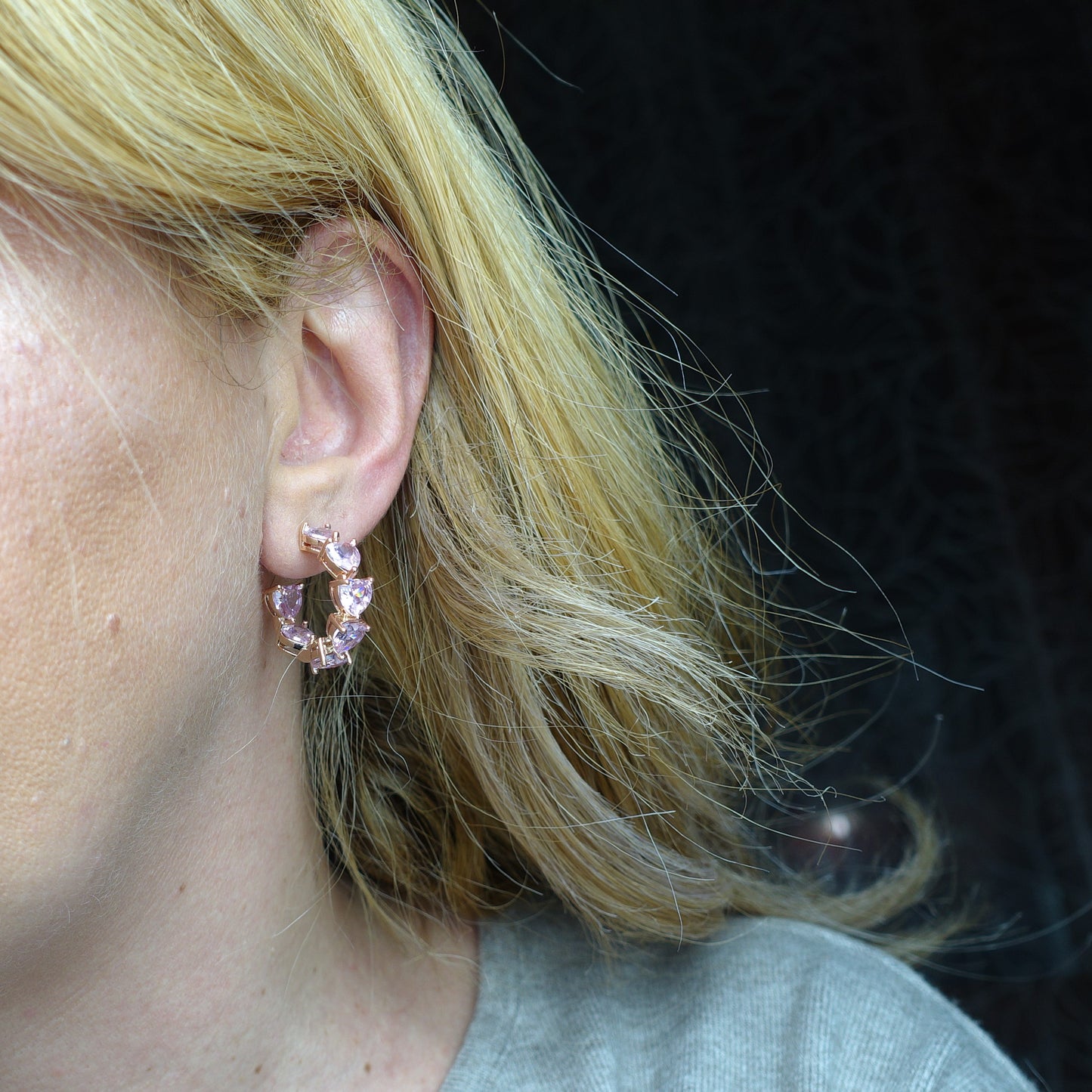CAMILLE - CHERIE COLLECTION - Orecchini a cerchio con cubic zirconia a forma di cuore