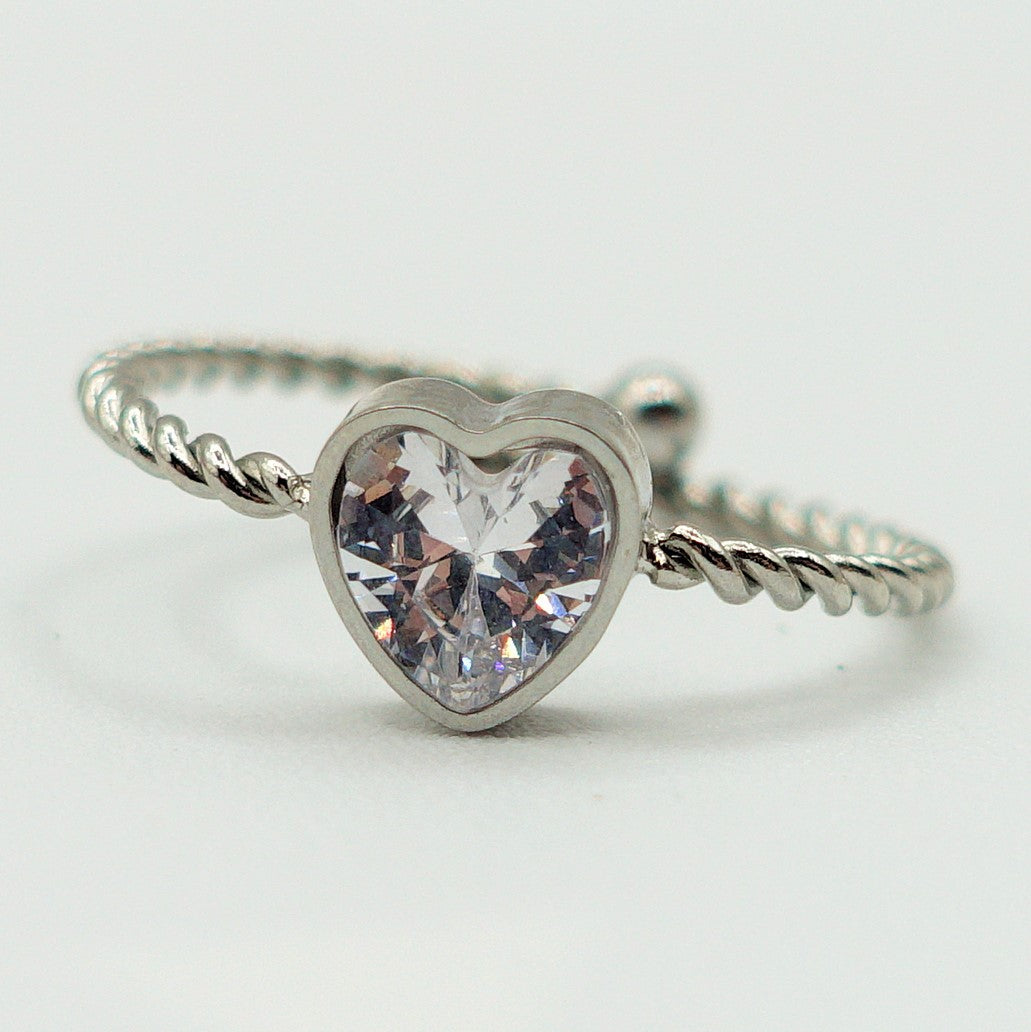 AURORA -ACCIAIO INOSSIDABILE~Anello con zirconi cubici a forma di cuore
