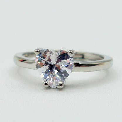JADE ~  ~ARGENTO 925 ~ Anello in ARGENTO pieno con cuore in cubic zirconia regolabile