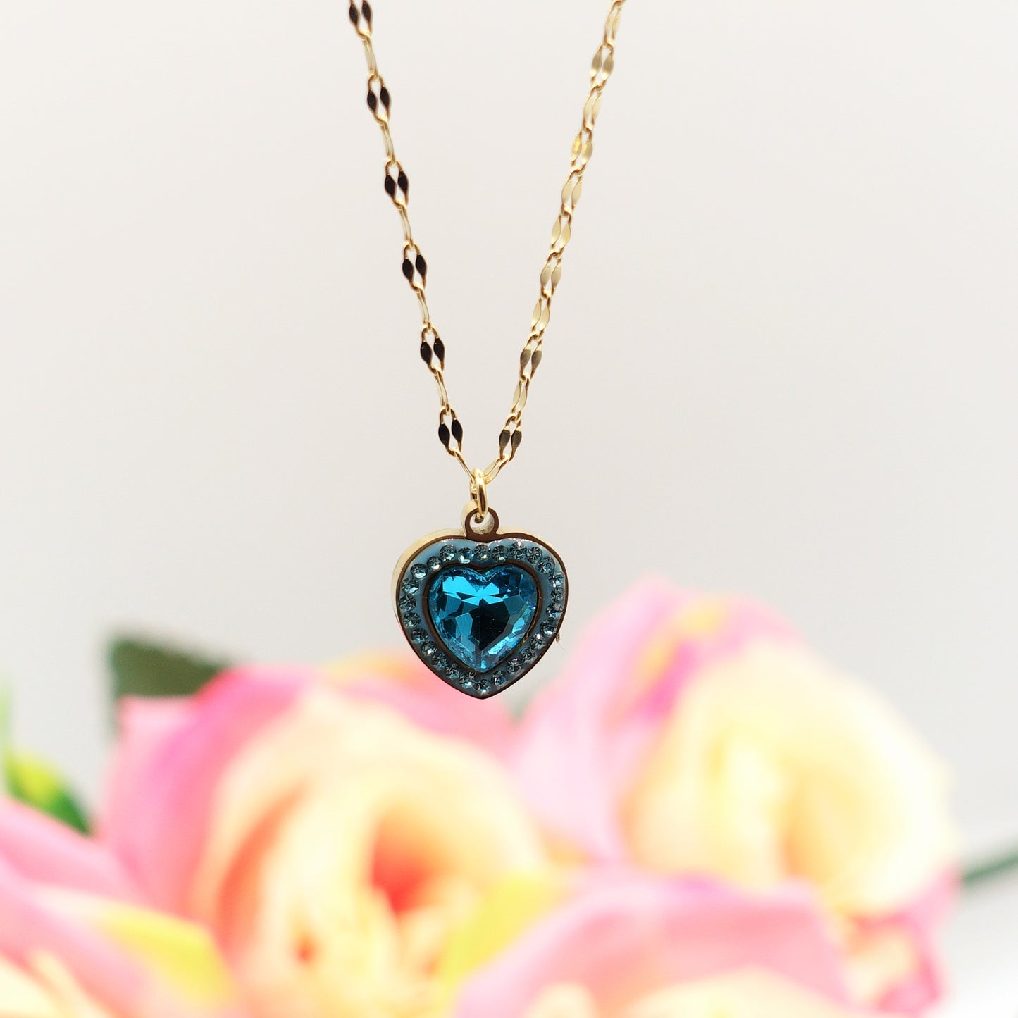 IRIS - ACCIAIO INOSSIDABILE- Collana con pendente cuore in cubic zirconia