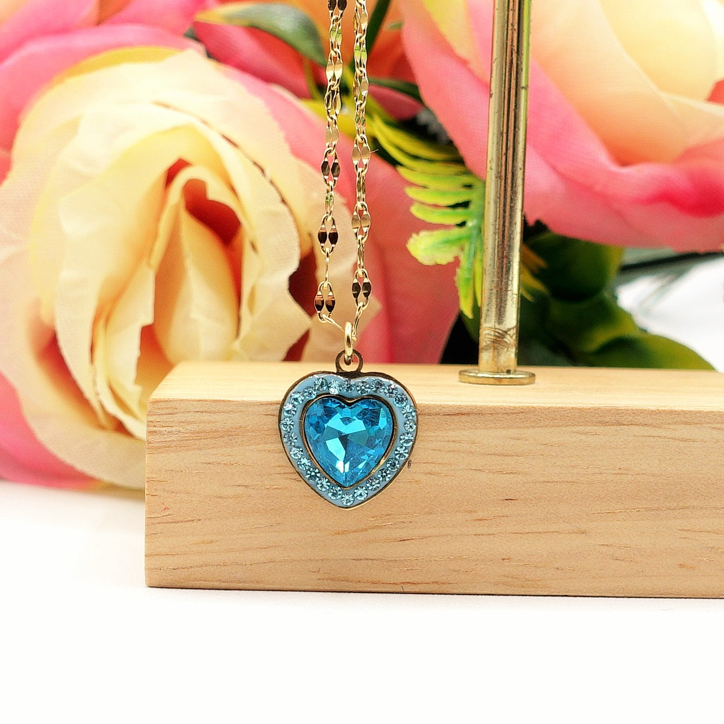 IRIS - ACCIAIO INOSSIDABILE- Collana con pendente cuore in cubic zirconia