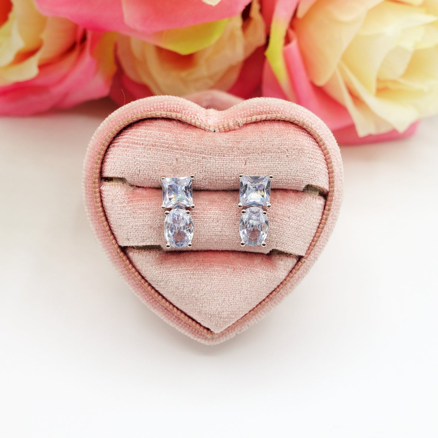 CHARIS tiny - Orecchini bottone con Cubic Zirconia RAINBOW