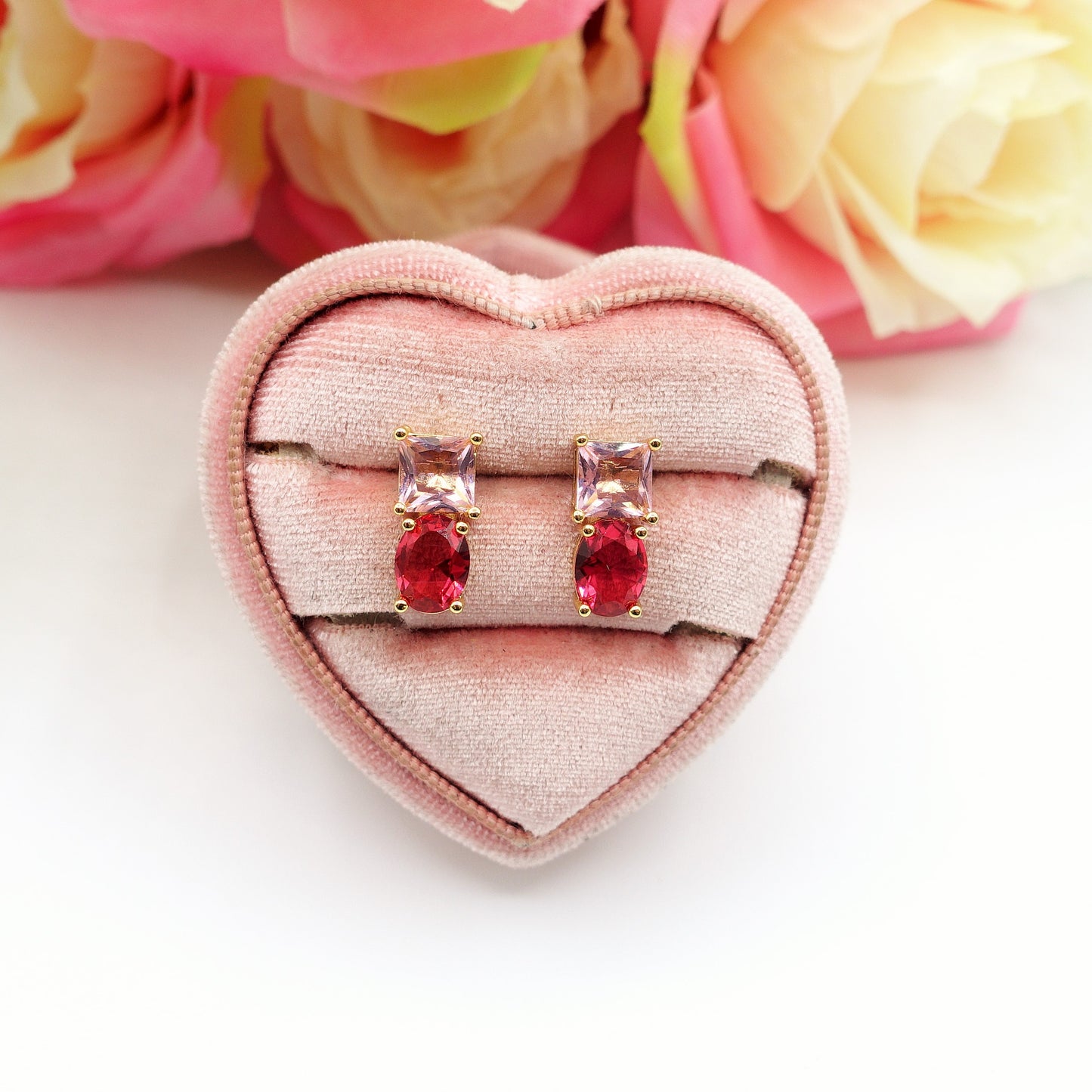 CHARIS tiny - Orecchini bottone con Cubic Zirconia RAINBOW