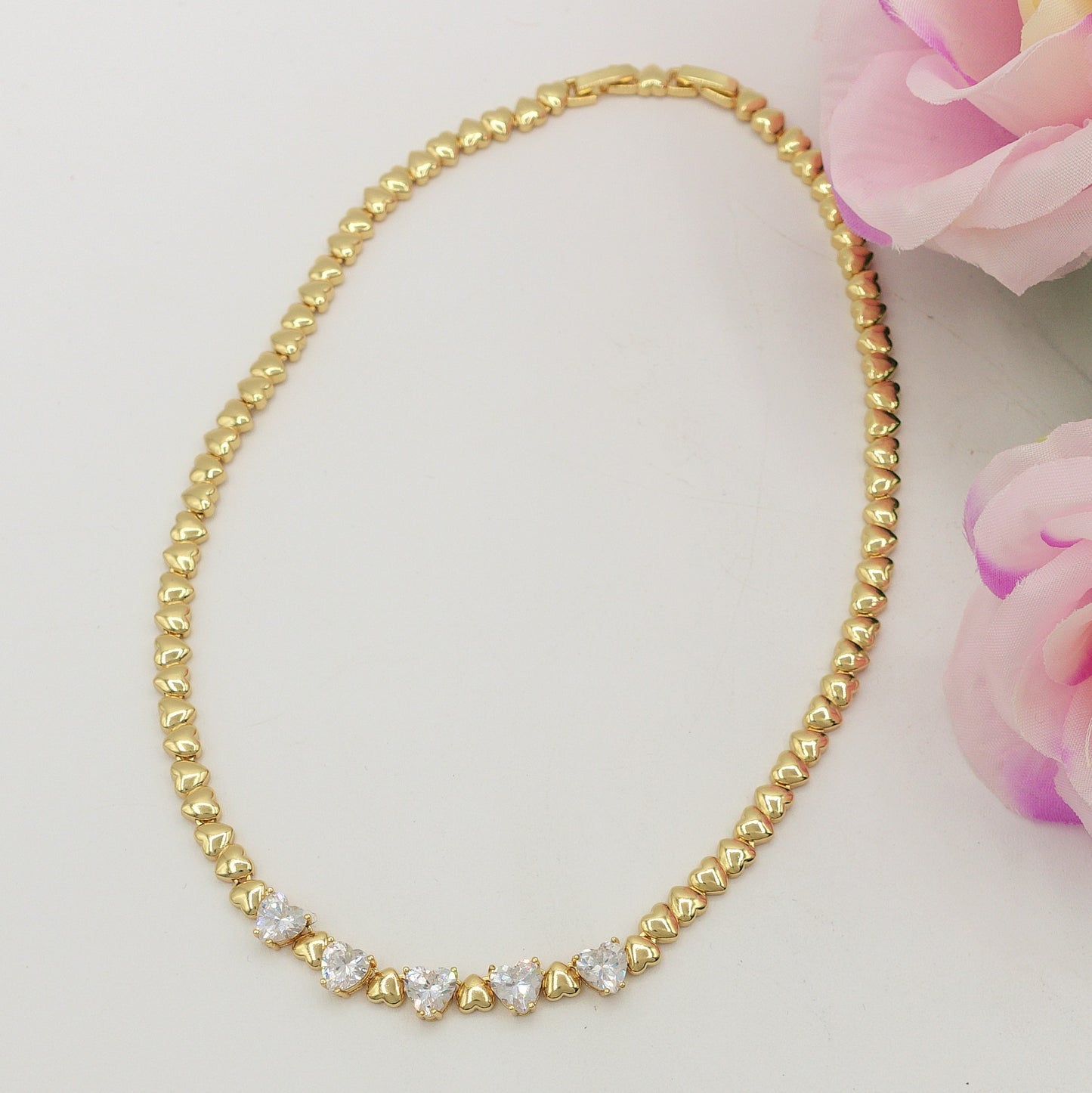CLAIRE - Collier Tennis - Collana con cuoricini bombè e Cubic Zirconia a forma di cuore
