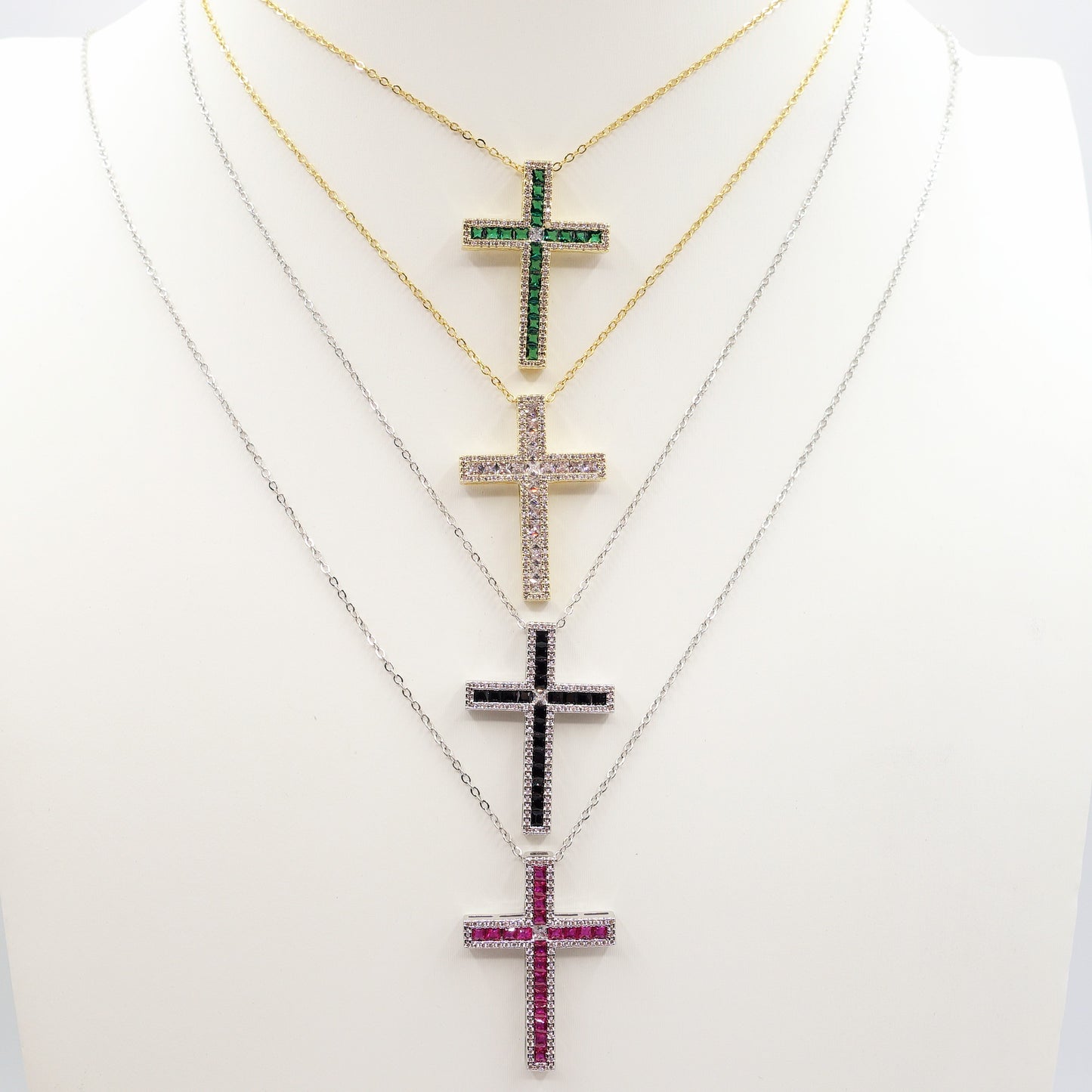 CROSS - ACCIAIO INOSSIDABILE- collana con pendente croce in cubic zirconia