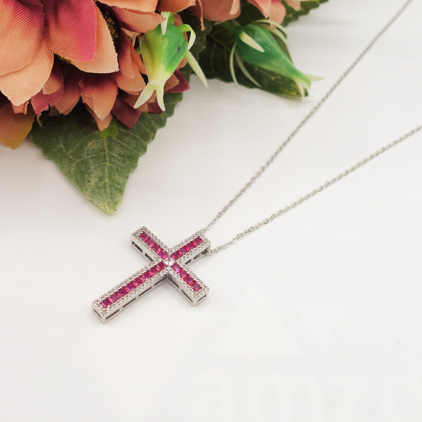 CROSS - ACCIAIO INOSSIDABILE- collana con pendente croce in cubic zirconia