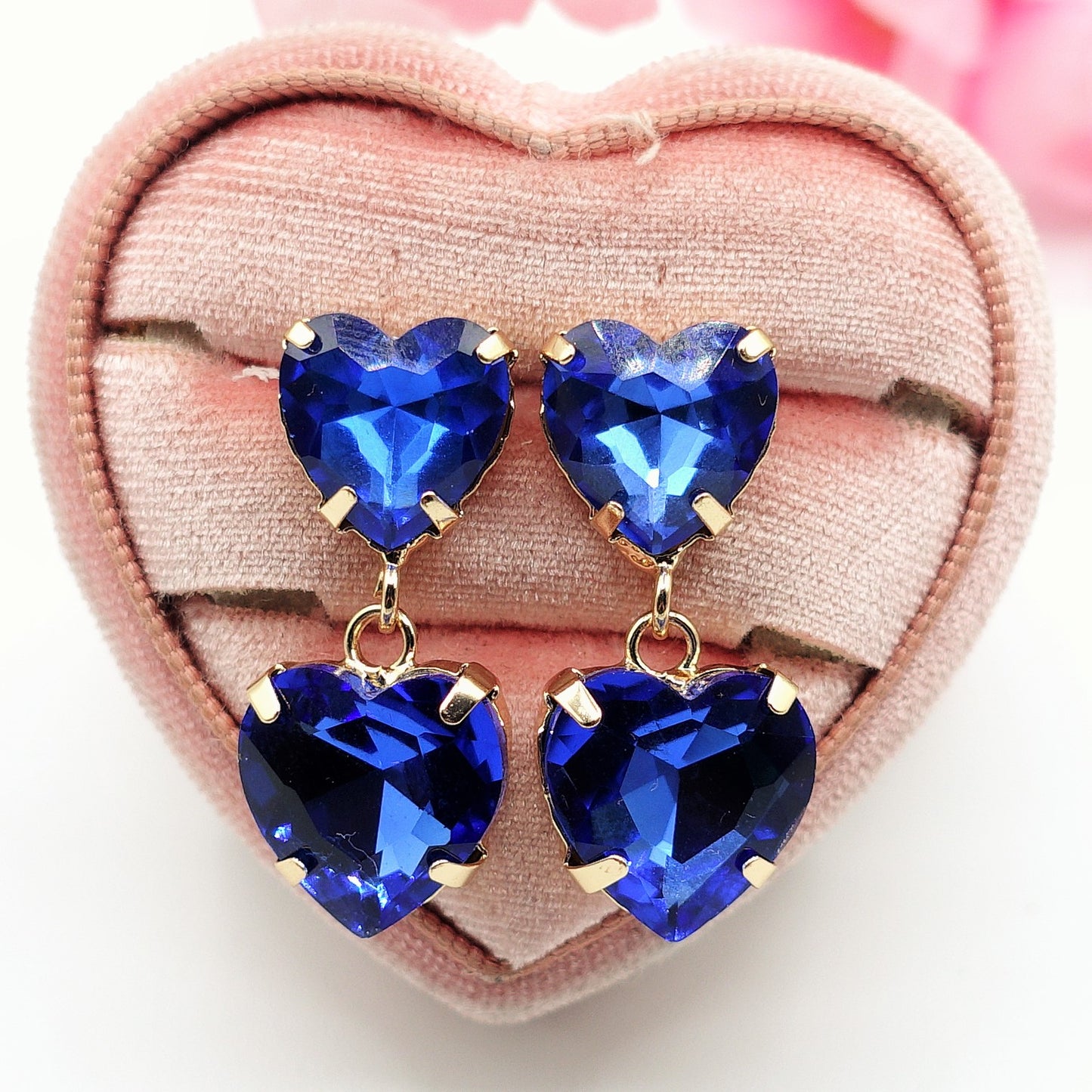 LUCE HEARTS - Orecchini con CUORI pendenti