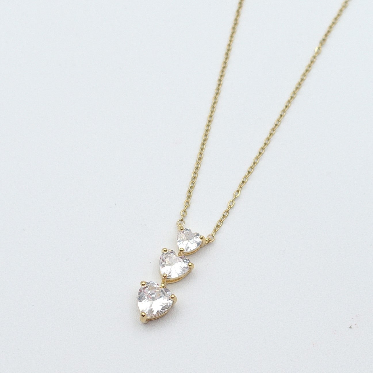 CHERIE triple hearts - ACCIAIO INOSSIDABILE - Collana con triplo cuore in cubic zirconia