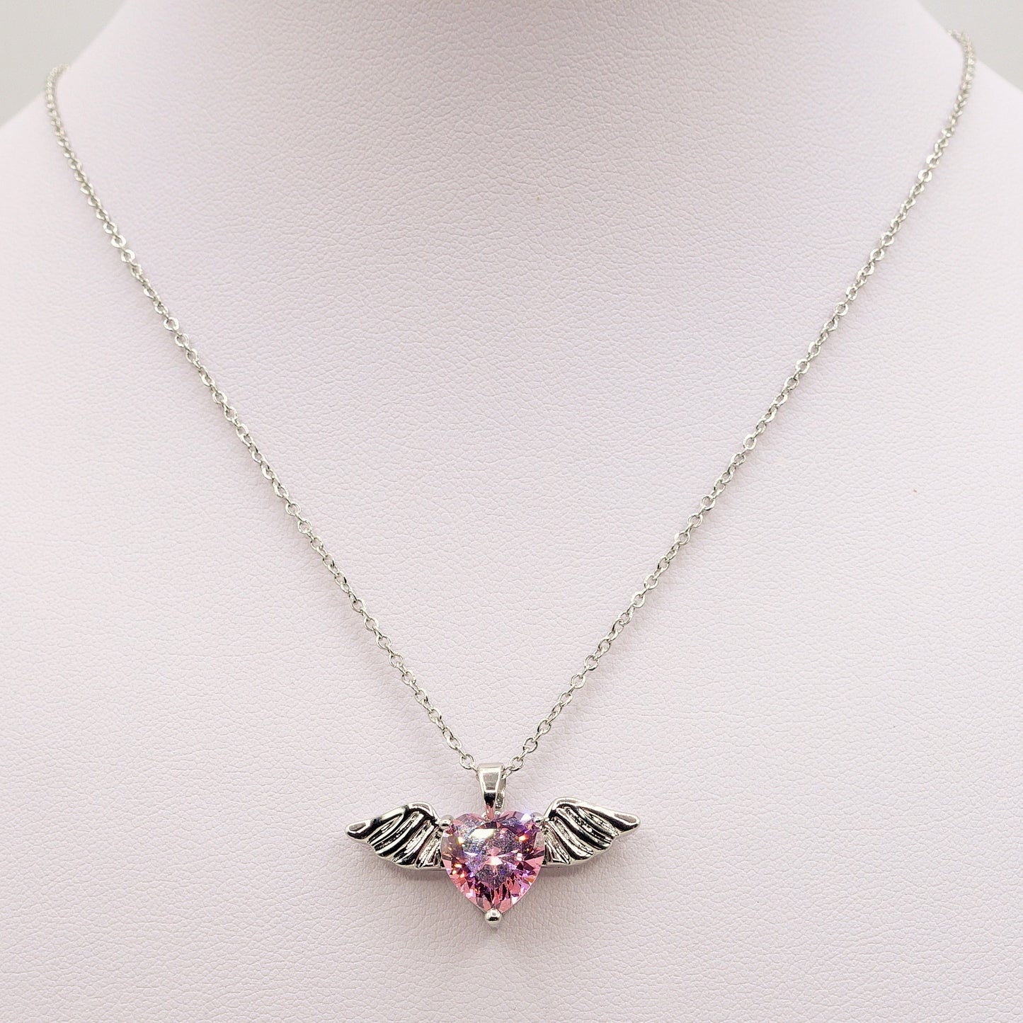 ANGEL - ACCIAIO INOSSIDABILE- collana con pendente CUORE con ali in cubic zirconia