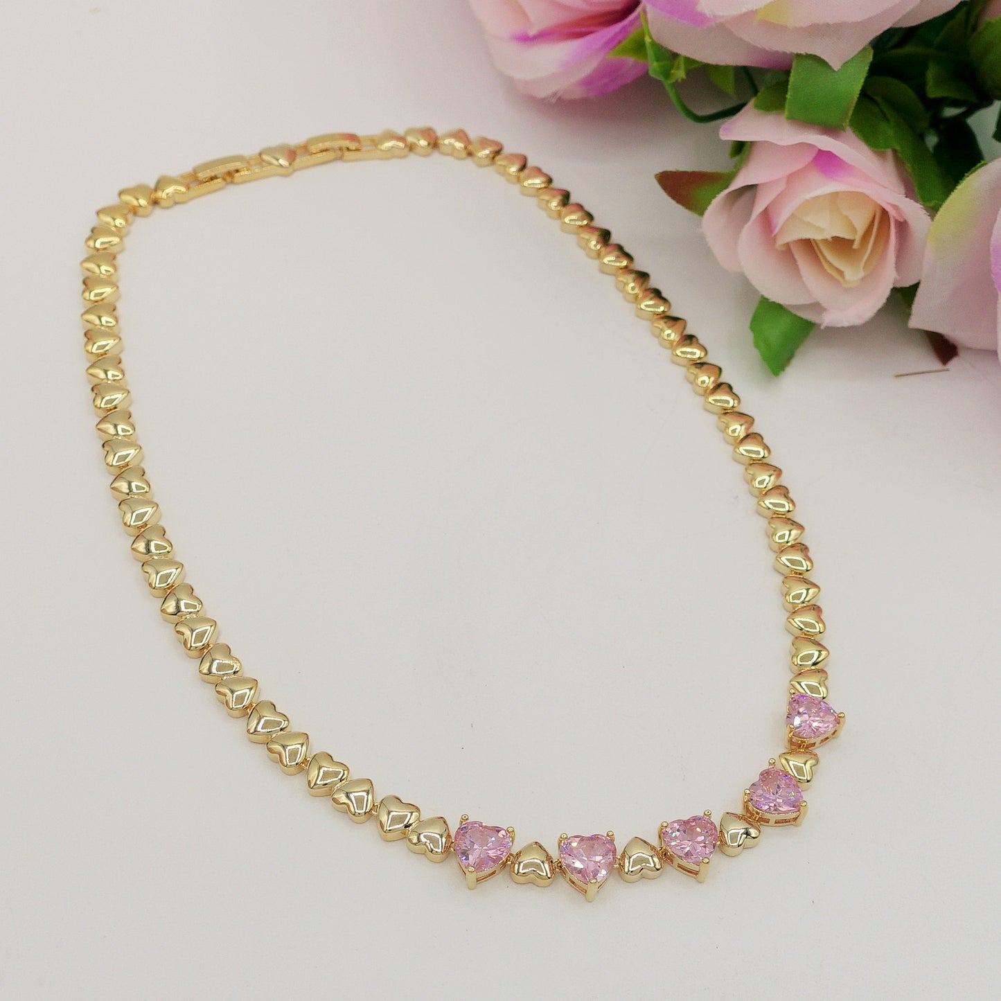 CLAIRE - Collier Tennis - Collana con cuoricini bombè e Cubic Zirconia a forma di cuore