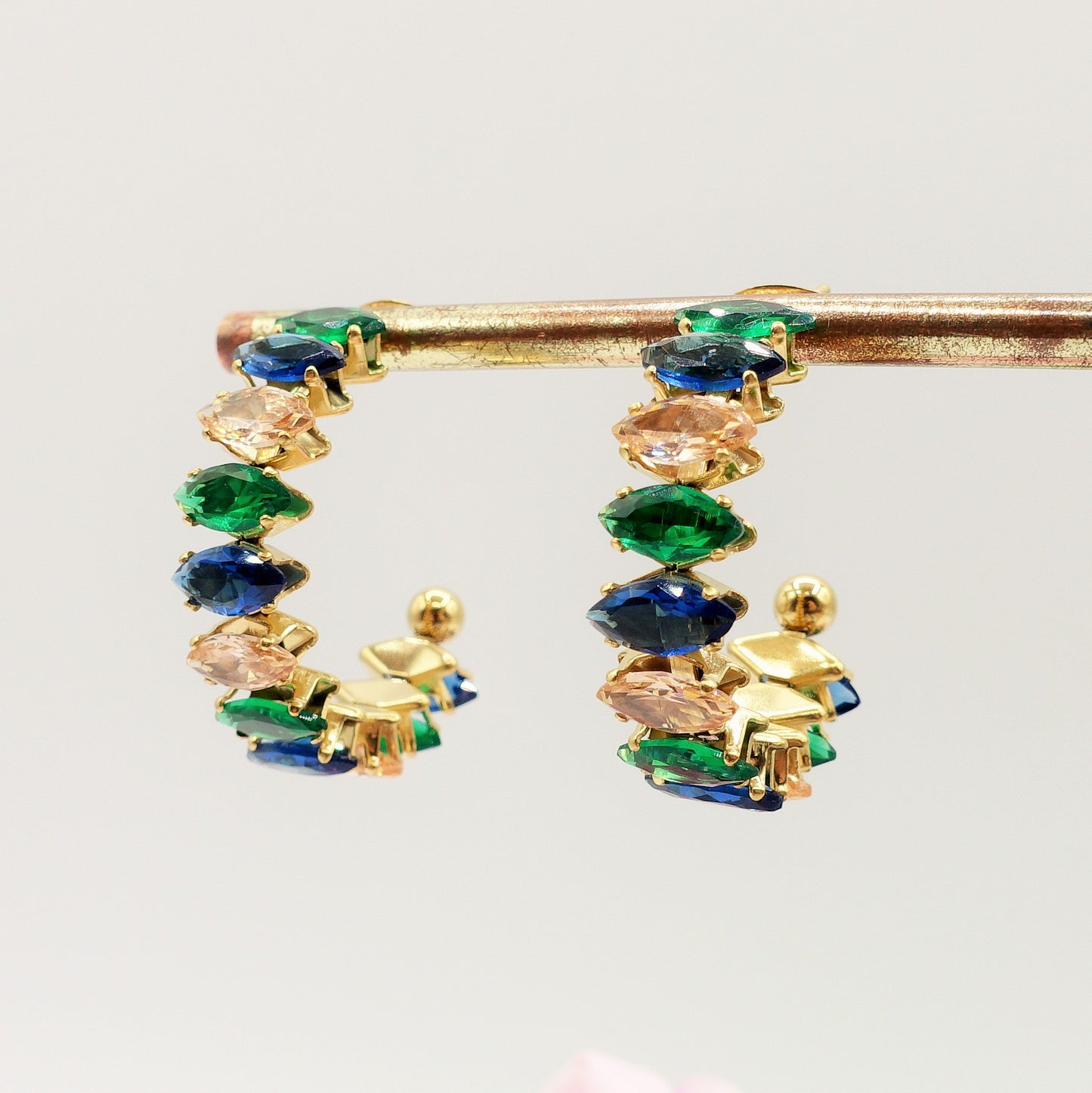 PIPER ~ ACCIAIO INOSSIDABILE - Paio Orecchini a Cerchio con cubic zirconia
