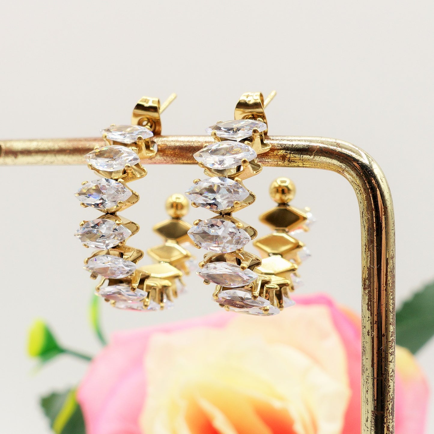 PIPER ~ ACCIAIO INOSSIDABILE - Paio Orecchini a Cerchio con cubic zirconia