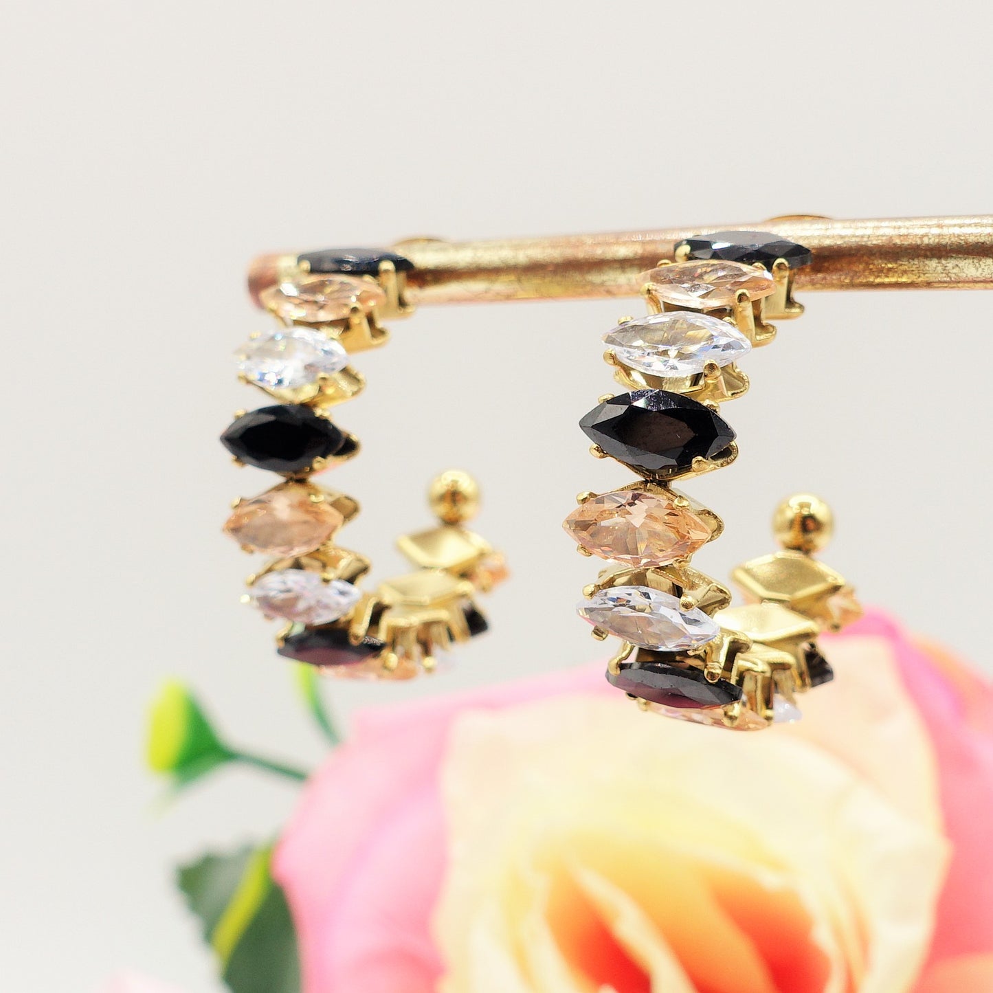 PIPER ~ ACCIAIO INOSSIDABILE - Paio Orecchini a Cerchio con cubic zirconia