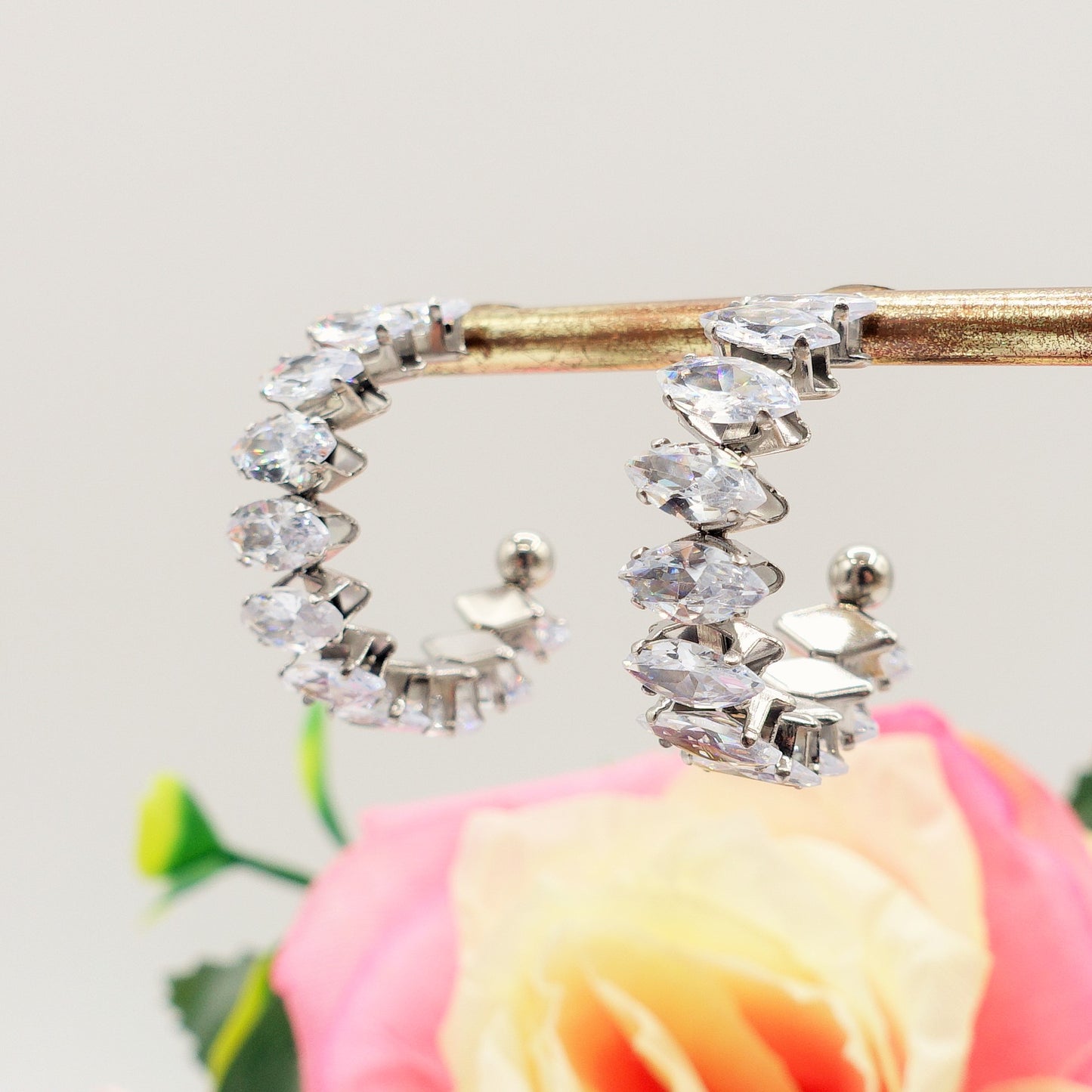 PIPER ~ ACCIAIO INOSSIDABILE - Paio Orecchini a Cerchio con cubic zirconia