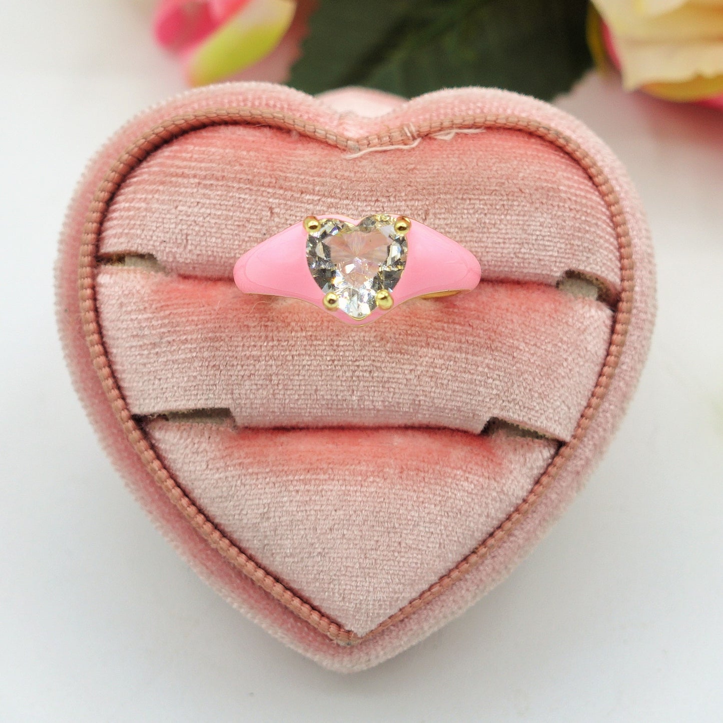 ISABELLE FLUO SMALL ~ Anello a cuore Smaltato con Cubic Zirconia- Regolabile