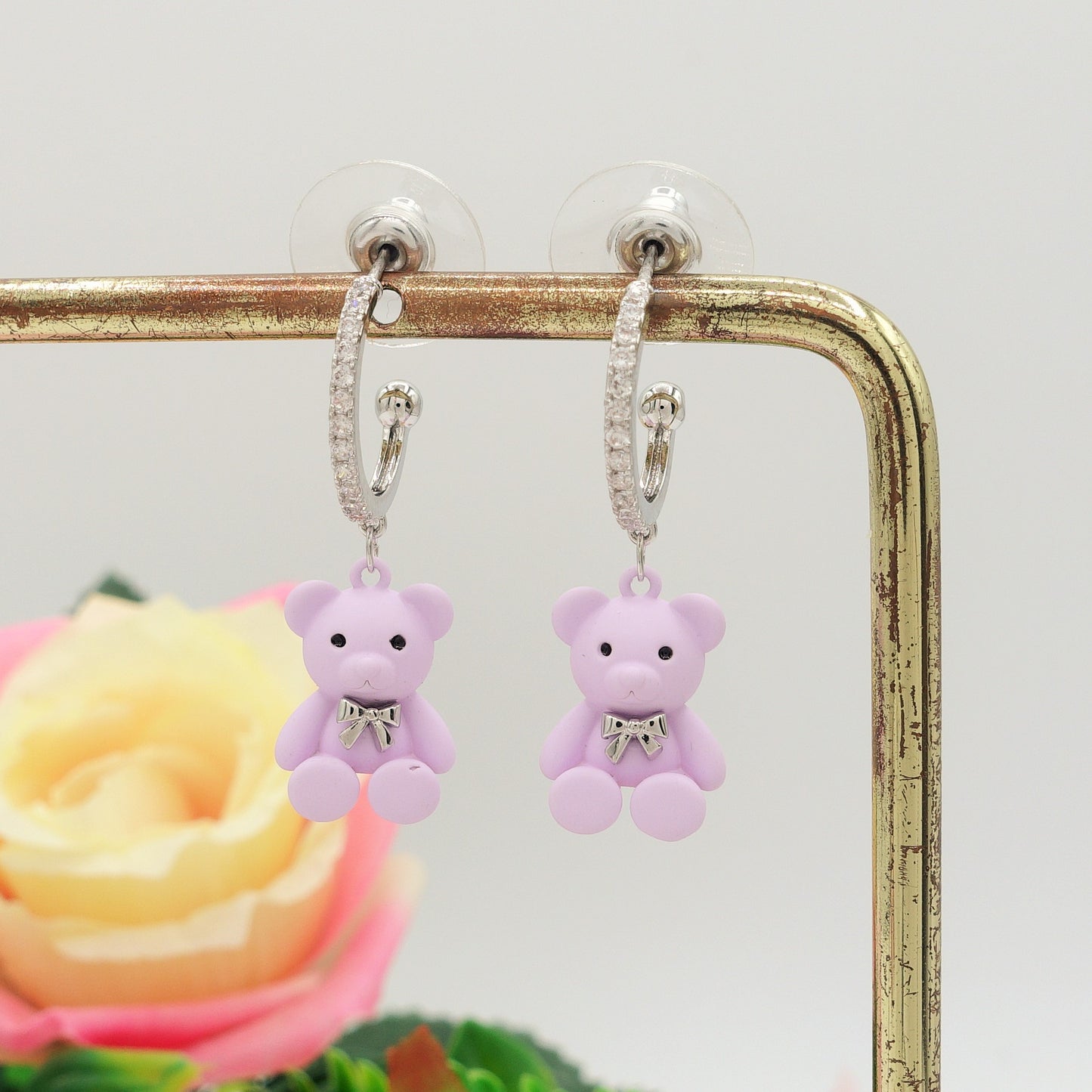 TEDDY CRYSTAL ~ Orecchini a cerchio con orsetto e Cubic Zirconia