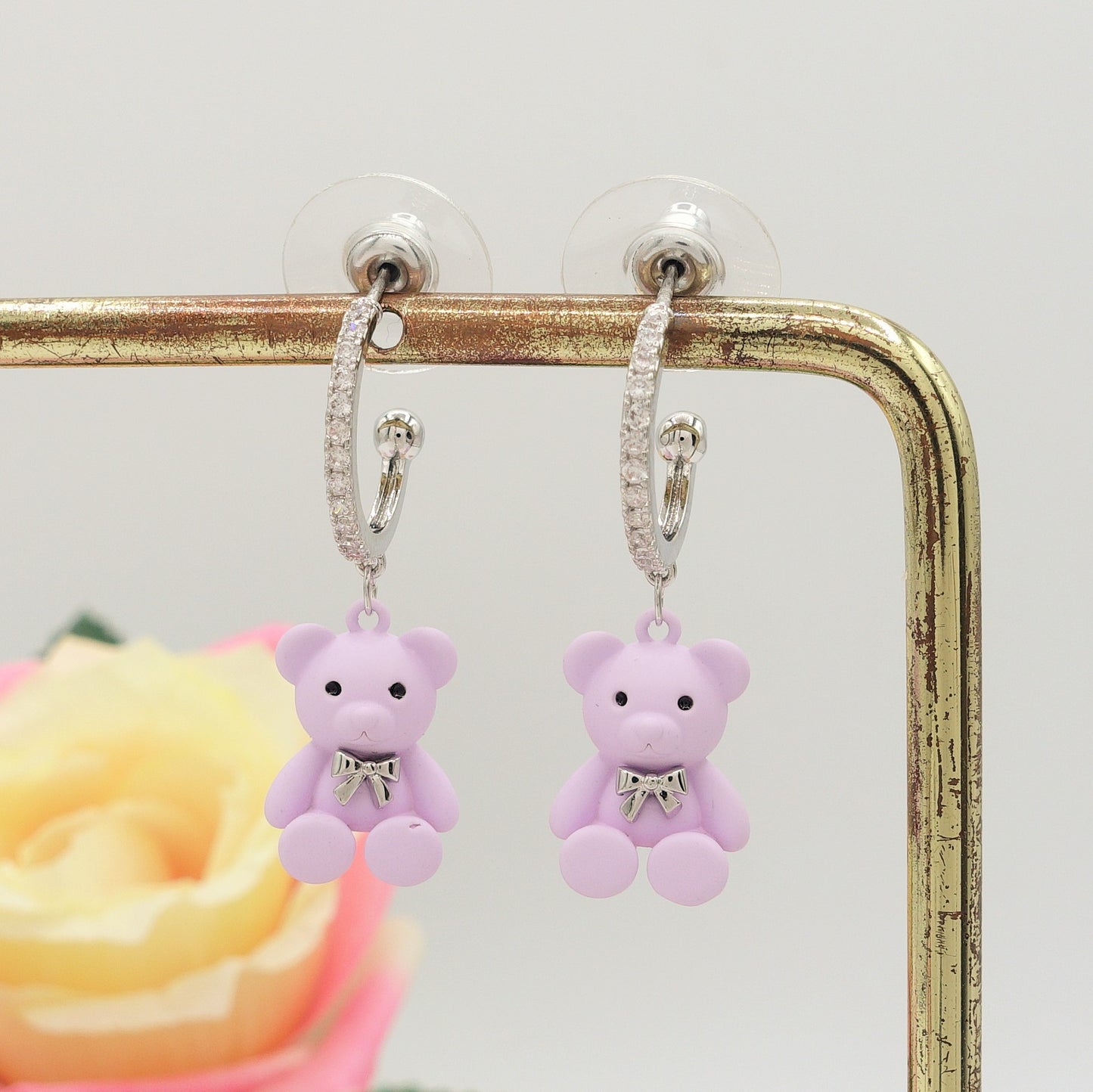 TEDDY CRYSTAL ~ Orecchini a cerchio con orsetto e Cubic Zirconia