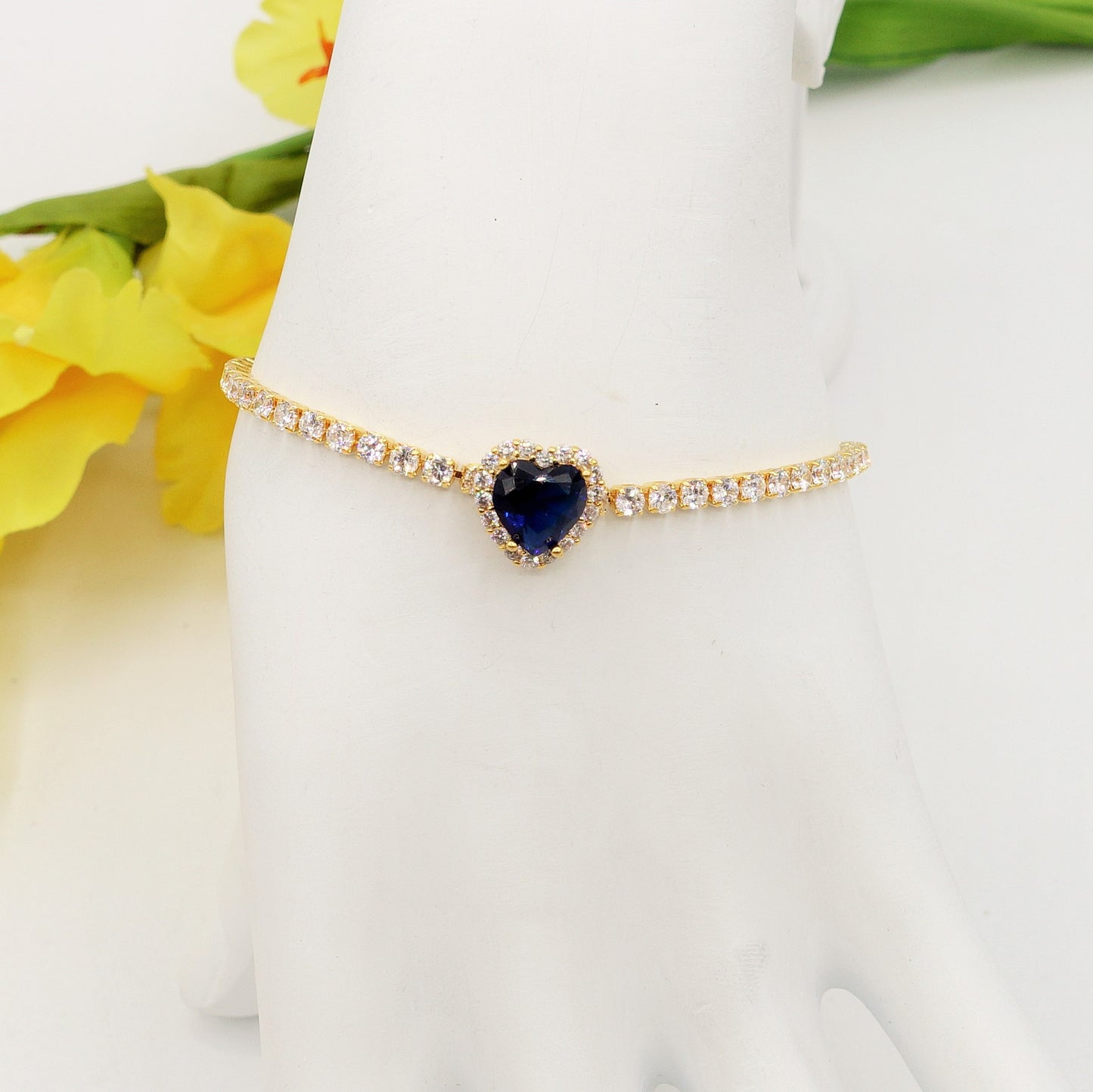 DIANA ~Chunky ~ Bracciale tennis con cuore in Cubic Zirconia