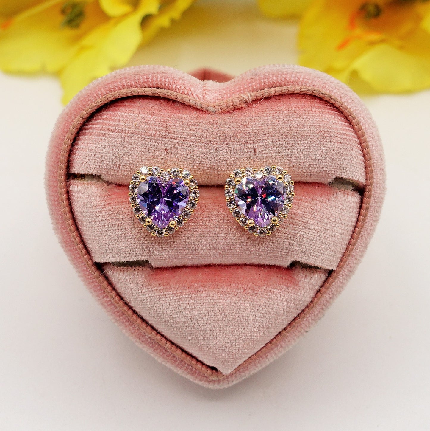 DIANA ~Orecchini a bottone con cubic zirconia a forma di cuore