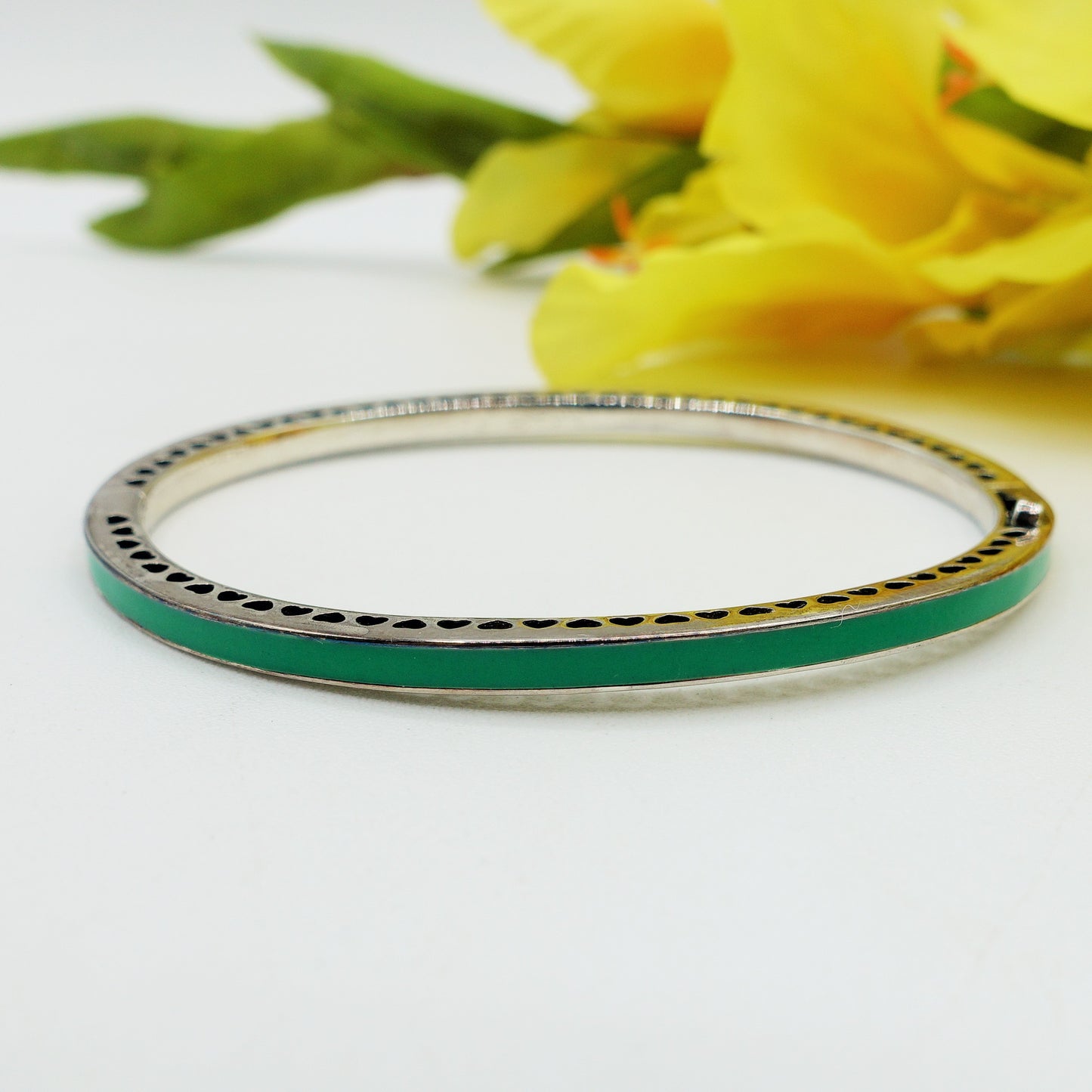 KEIRA  - ARGENTO 925  - Bracciale manetta smaltato con cubic zirconia