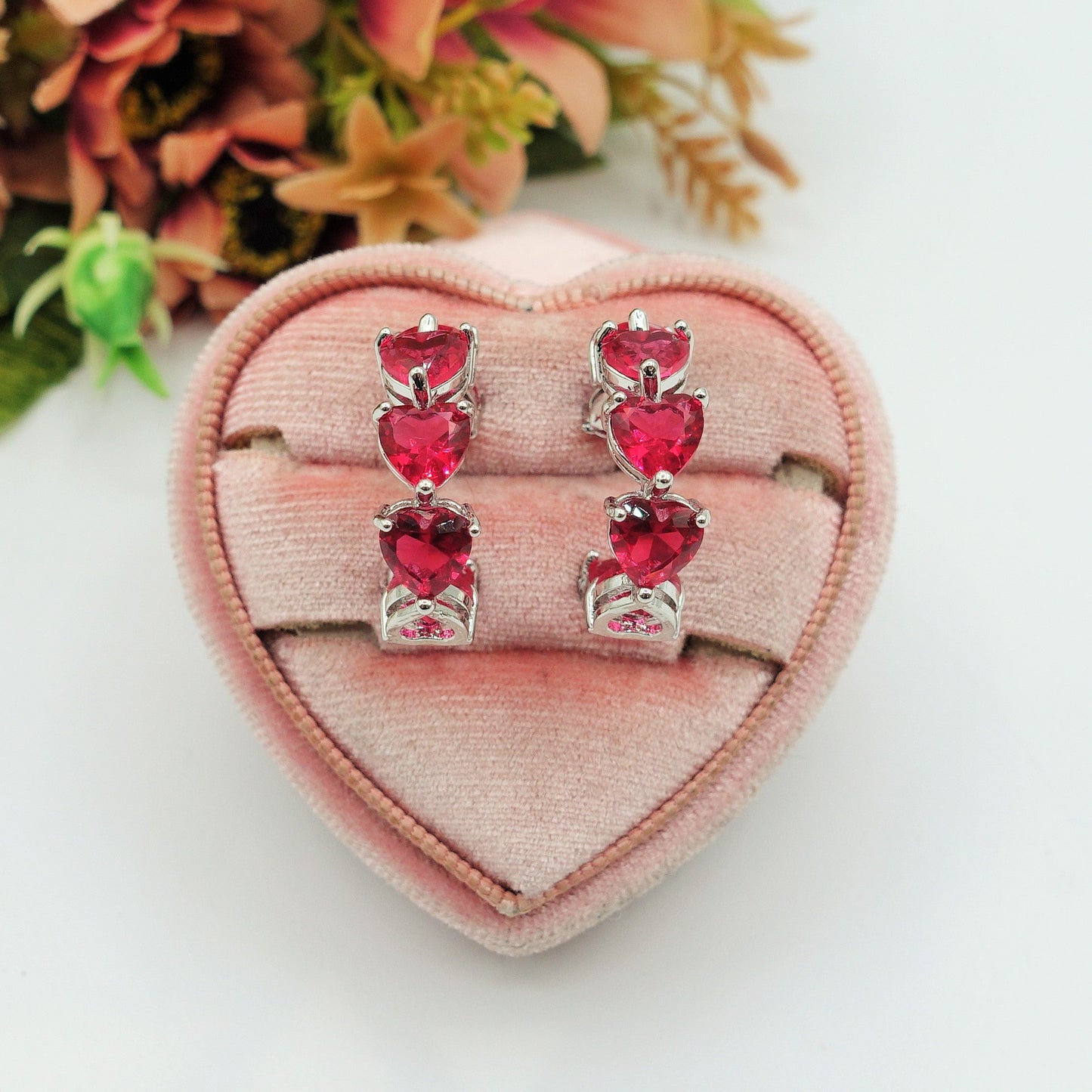 CAMILLE - CHERIE COLLECTION - Orecchini a cerchio con cubic zirconia a forma di cuore