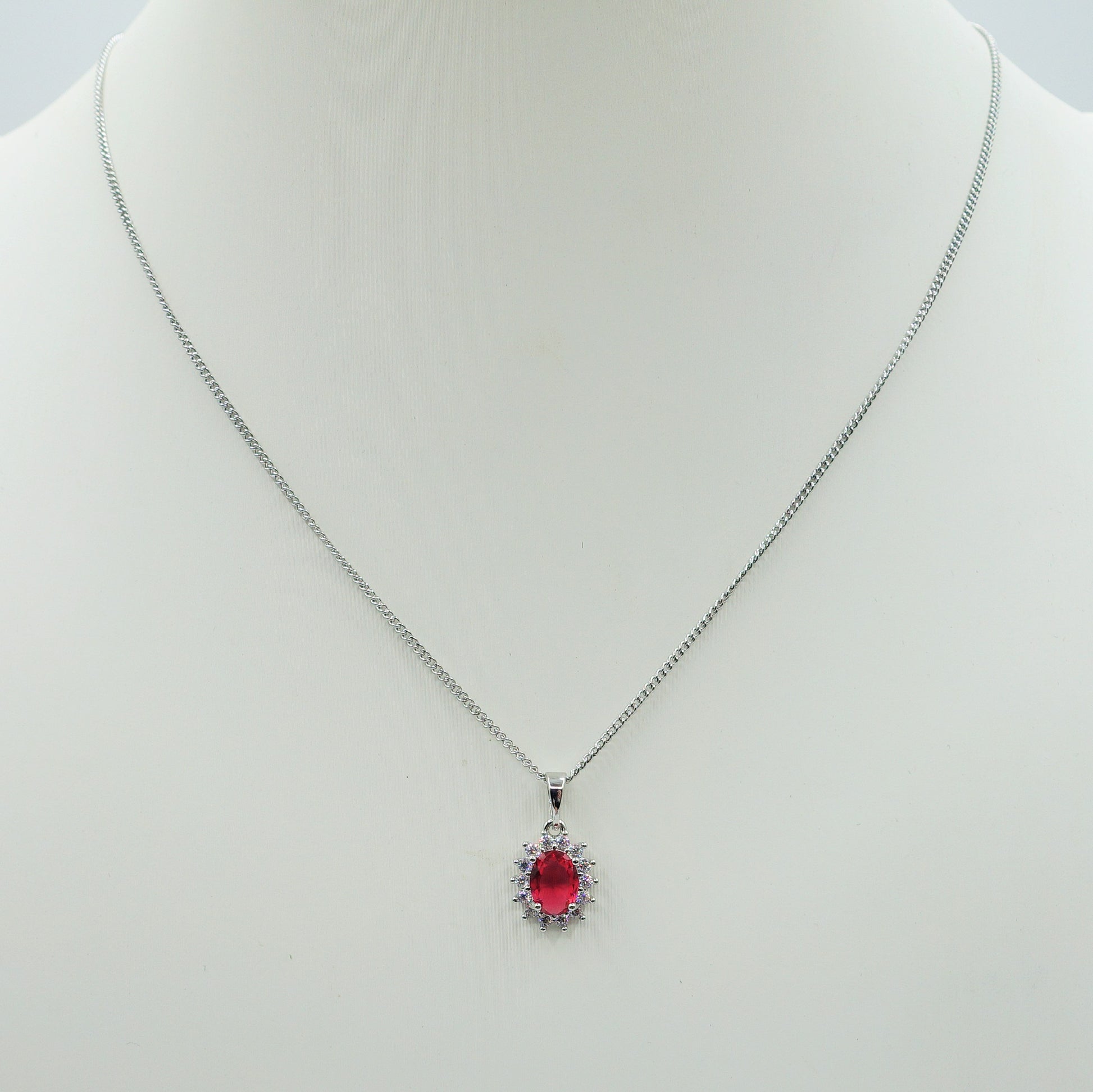 COLLANA CRISTALLI ROSSO GRANATA - Gioielli - Collane - di Mycreativ COLLANA CRISTALLI ROSSO GRANATA - Gioielli - Collane - di Mycreativ