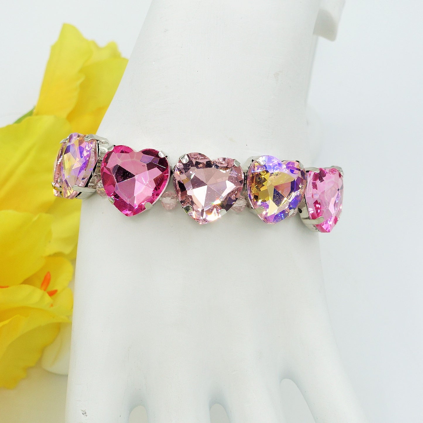 LUCE HEARTS- -Bracciale elasticizzato con pietre a cuore sfaccettate