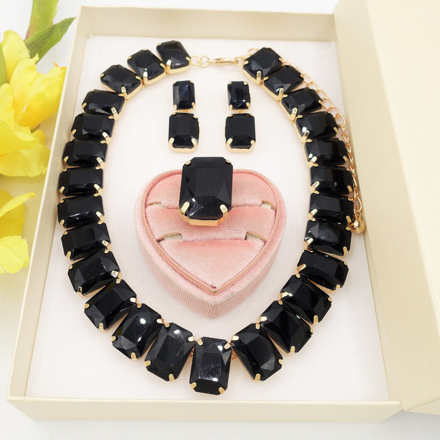 MARGOT BLACK SET - Collier orecchini e bracciale con pietre sfaccettate