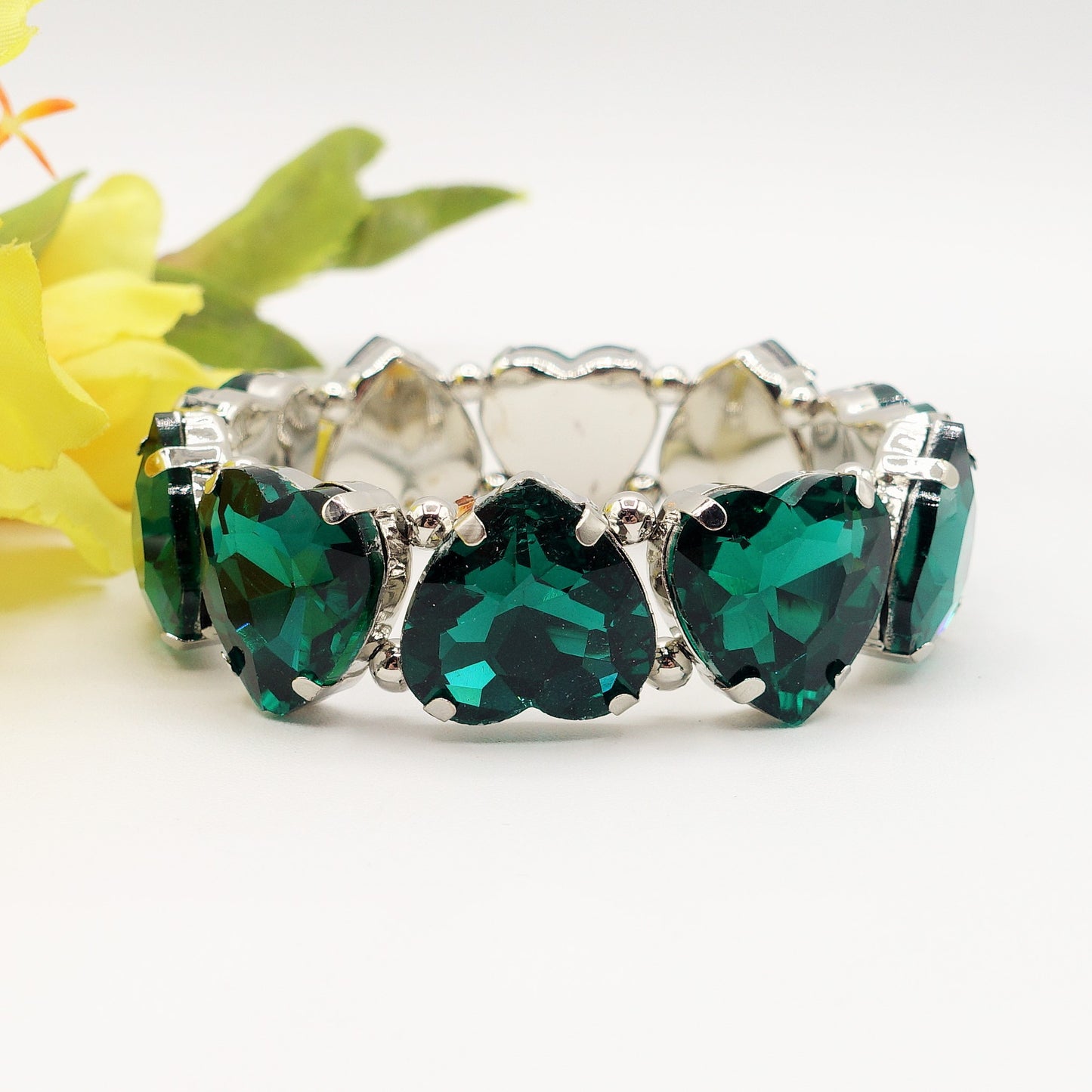 LUCE HEARTS- -Bracciale elasticizzato con pietre a cuore sfaccettate